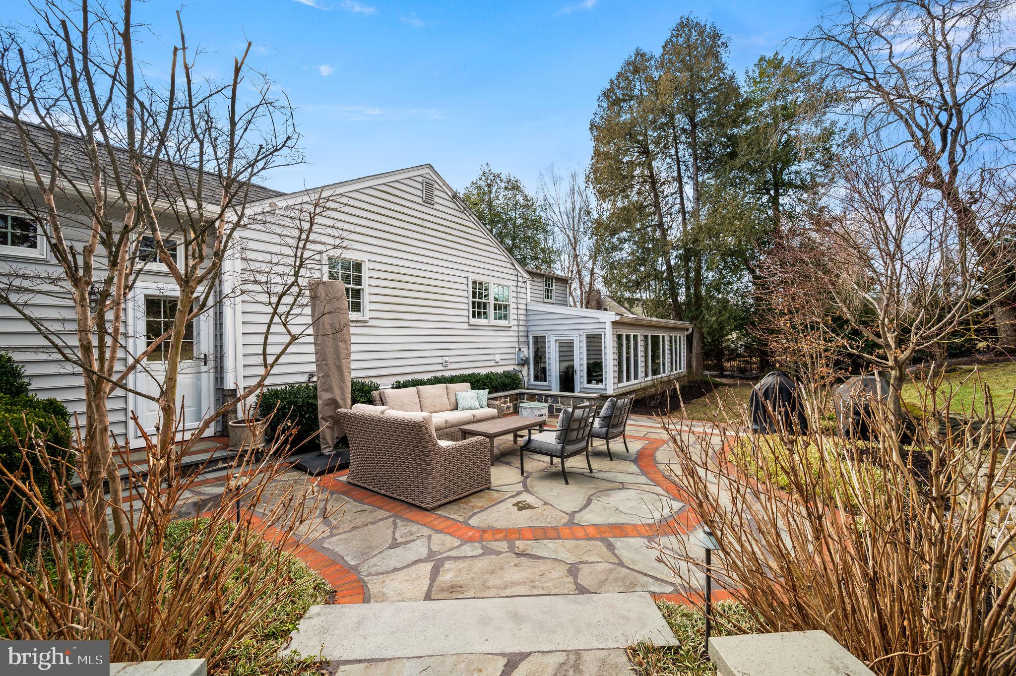 STRAFFORD VILLAGE - Residential