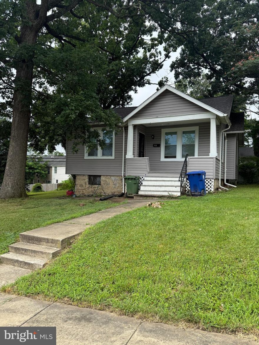 SELLER MOTIVATED to SELL ...Magnificent 3-Bedroom Detached Home with 2 Additional Lots – Prime Location in Cylburn Subdivision!

Welcome to this exceptional 3-bedroom detached property nestled in the sought-after Cylburn Subdivision, just behind Sinai Hospital! This rare gem offers not only a beautifully maintained home but also two additional lots—perfect for expansion, investment, or creating your dream outdoor oasis.
property is begin sold AS-IS!