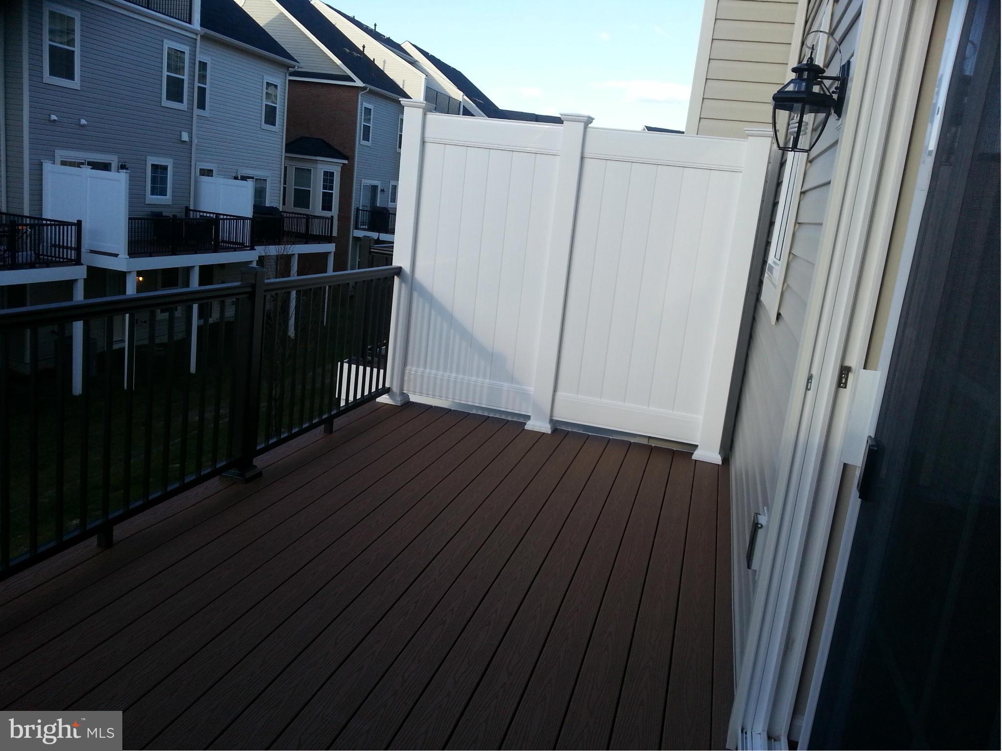 BLUE STREAM - Residential