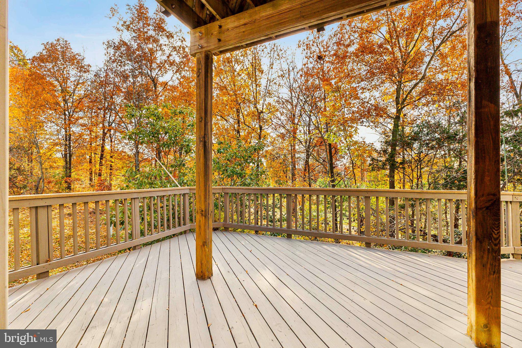 VIRGINIA OAKS - Residential