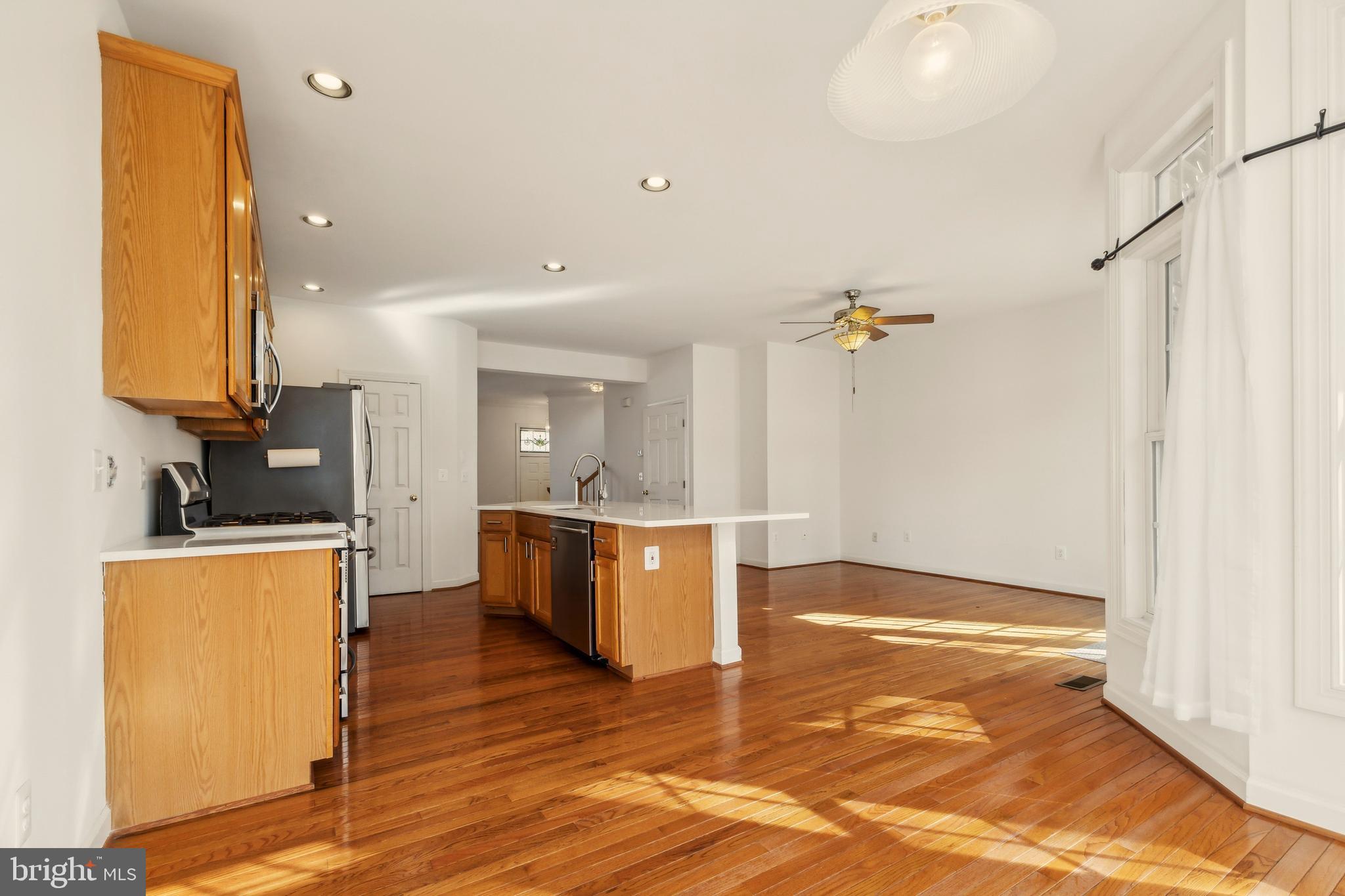 VIRGINIA OAKS - Residential