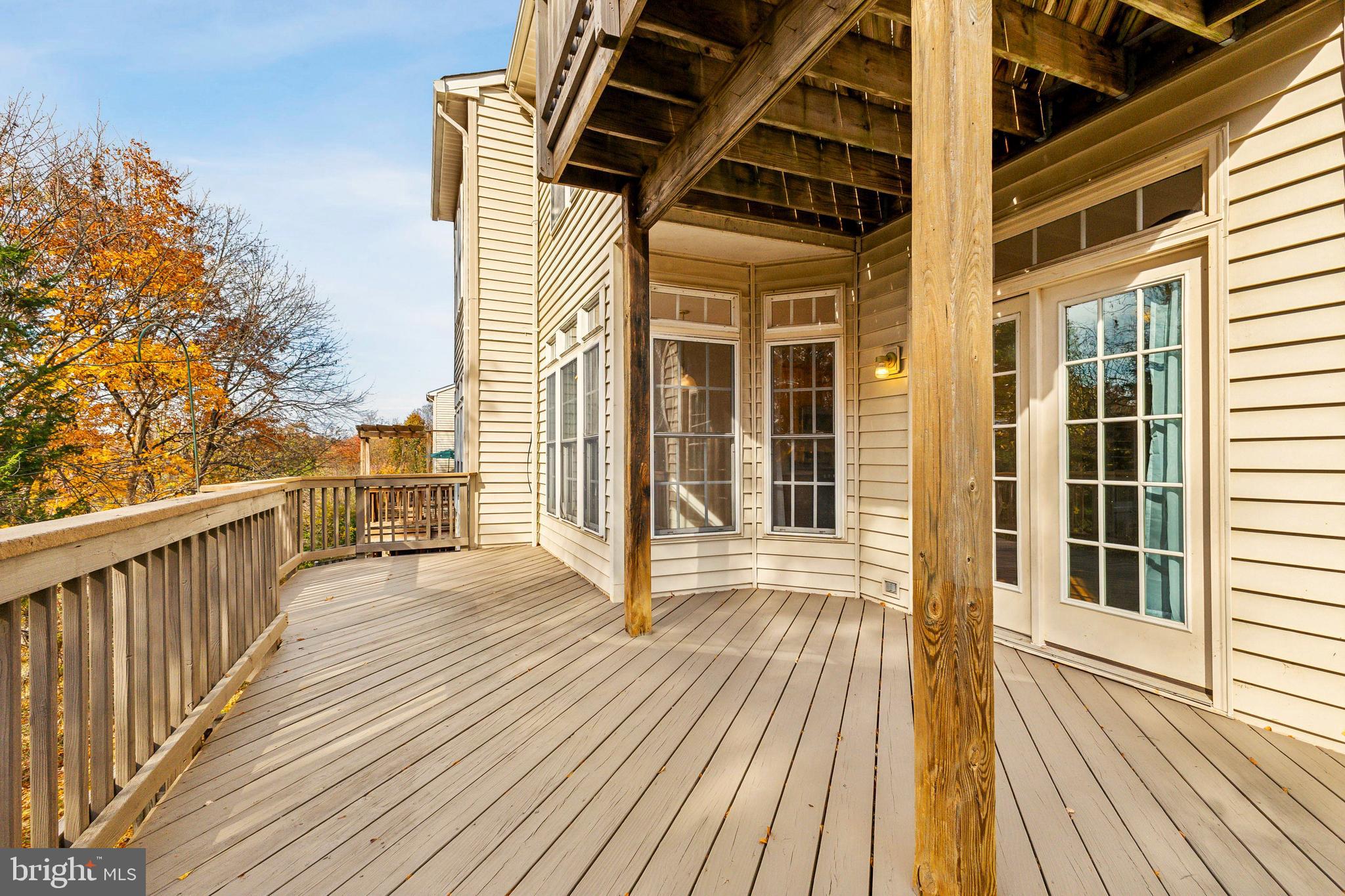 VIRGINIA OAKS - Residential