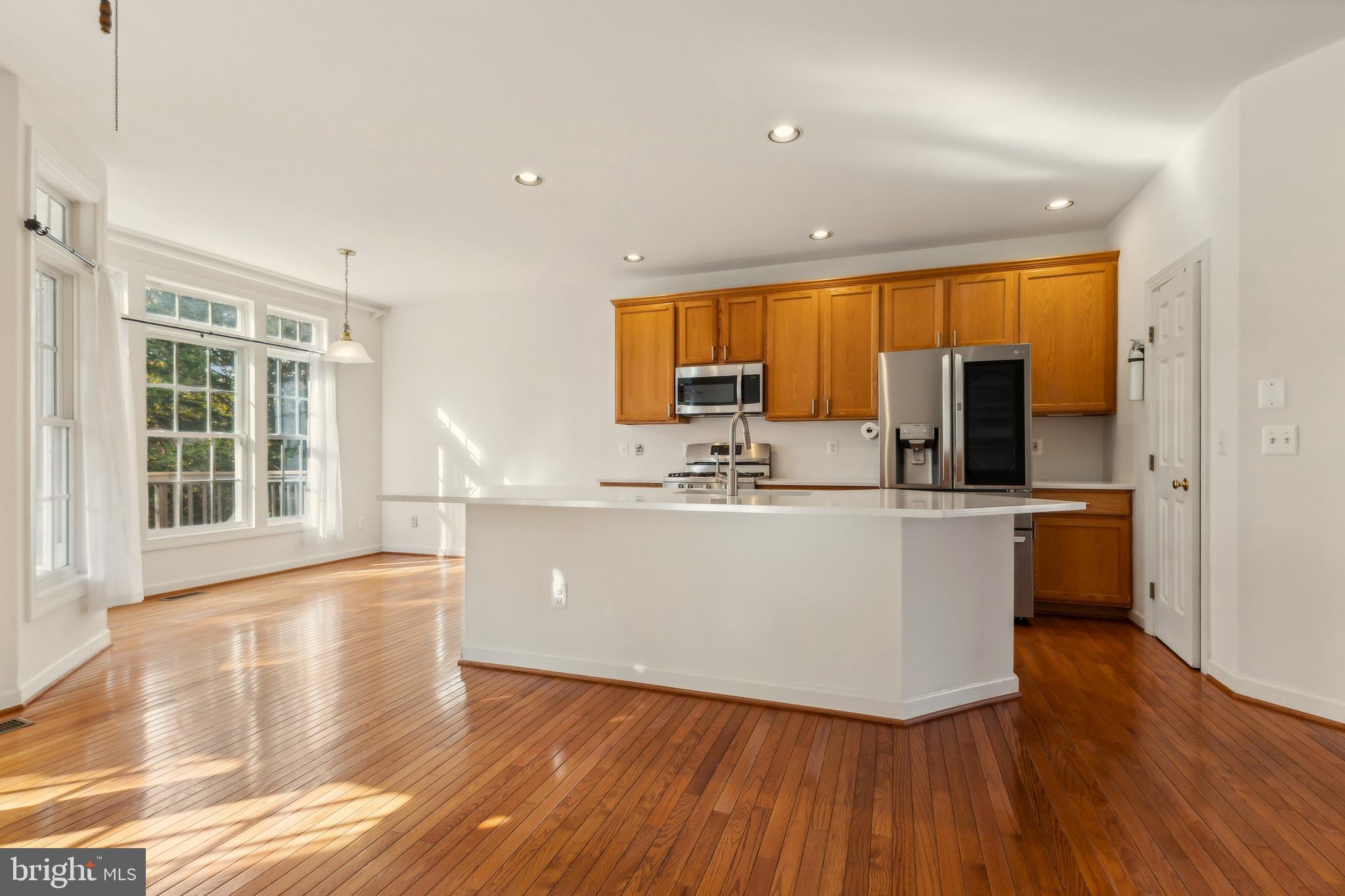 VIRGINIA OAKS - Residential