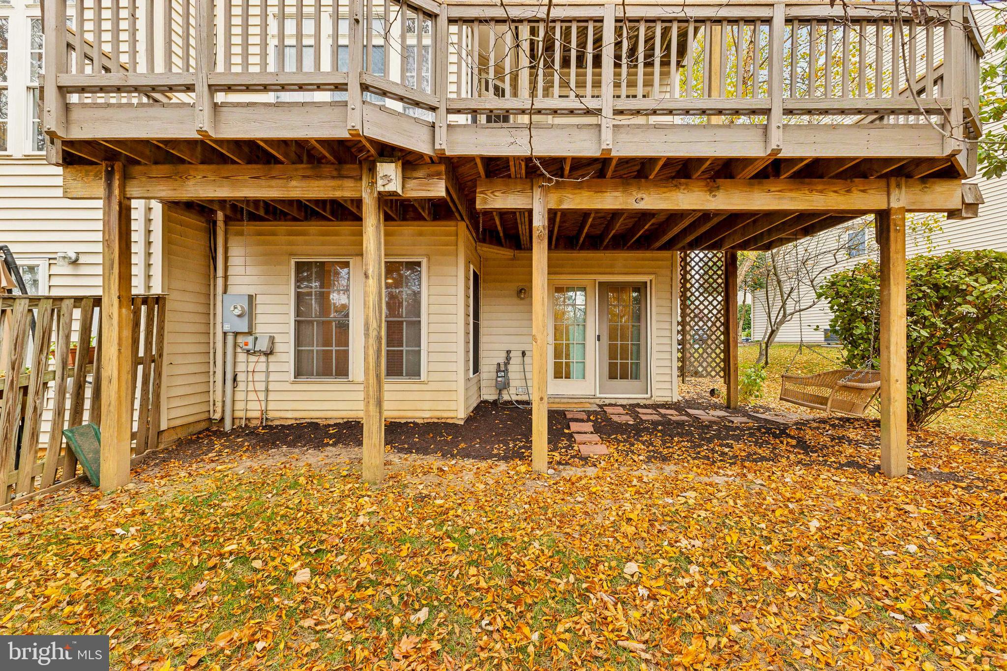 VIRGINIA OAKS - Residential