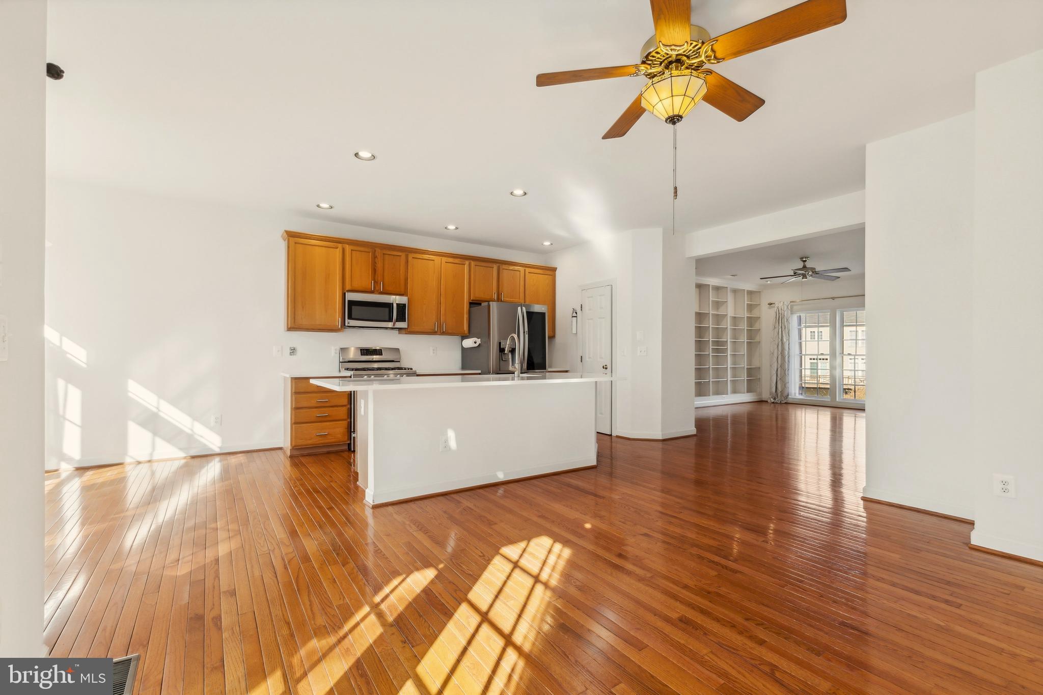 VIRGINIA OAKS - Residential