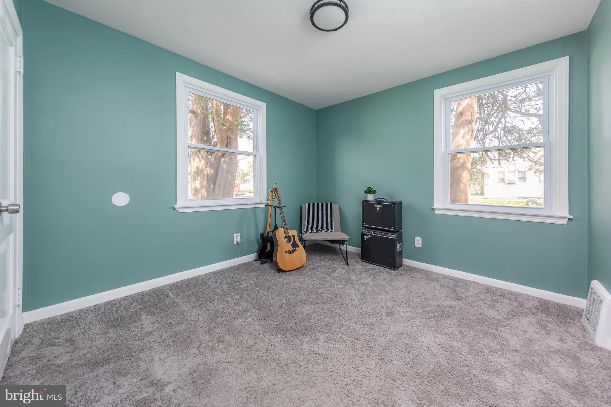 West Deptford, New Jersey 08096, United States, 3 Bedrooms Bedrooms, ,1 BathroomBathrooms,Residential,Active,169494