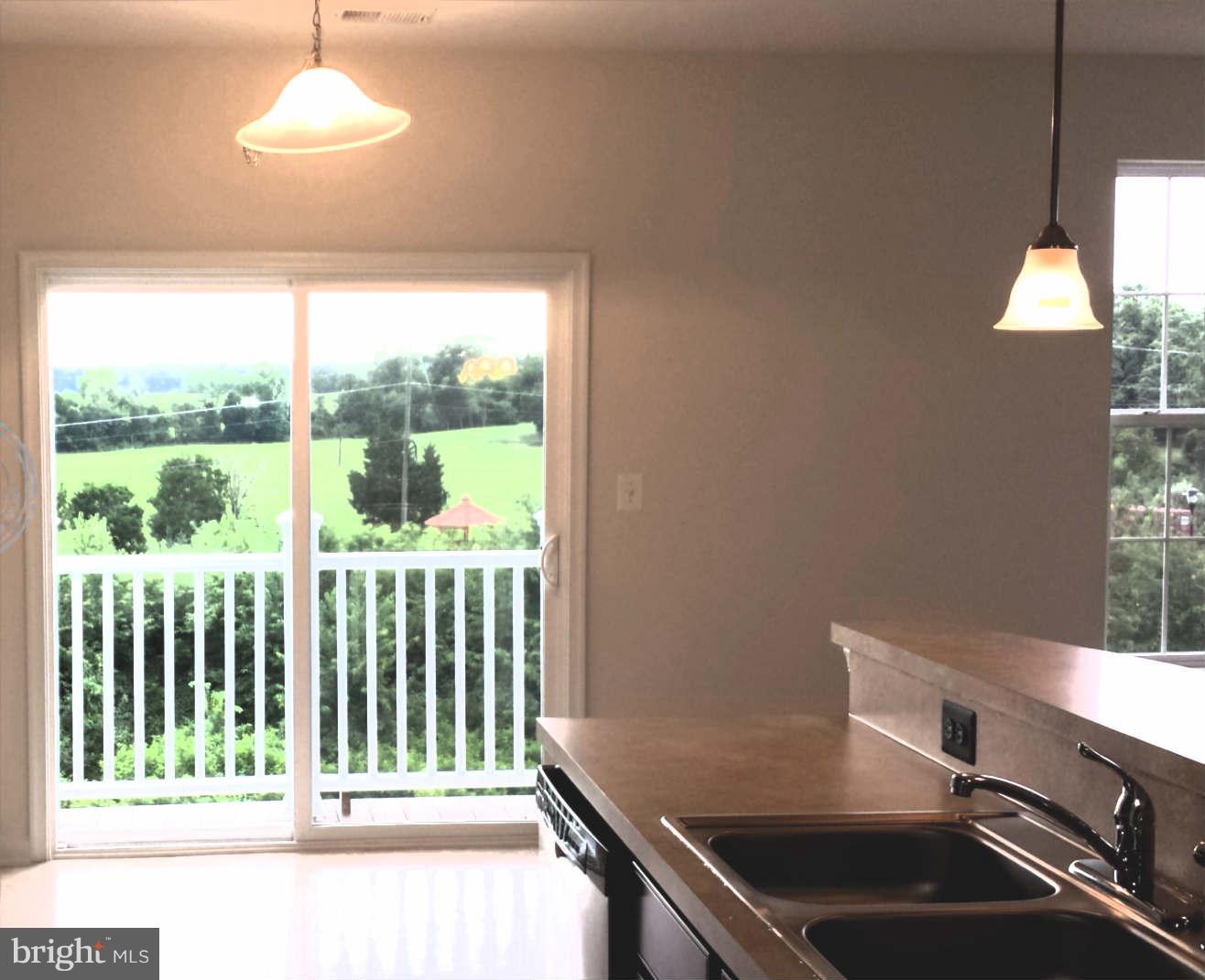 DULLES PARKWAY - Residential Lease