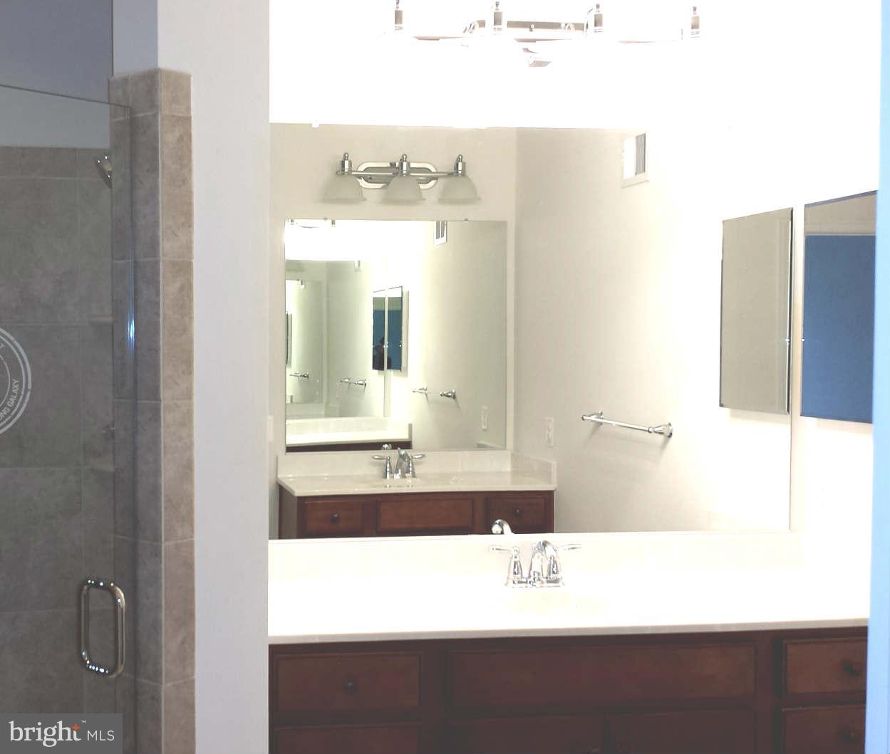 DULLES PARKWAY - Residential Lease