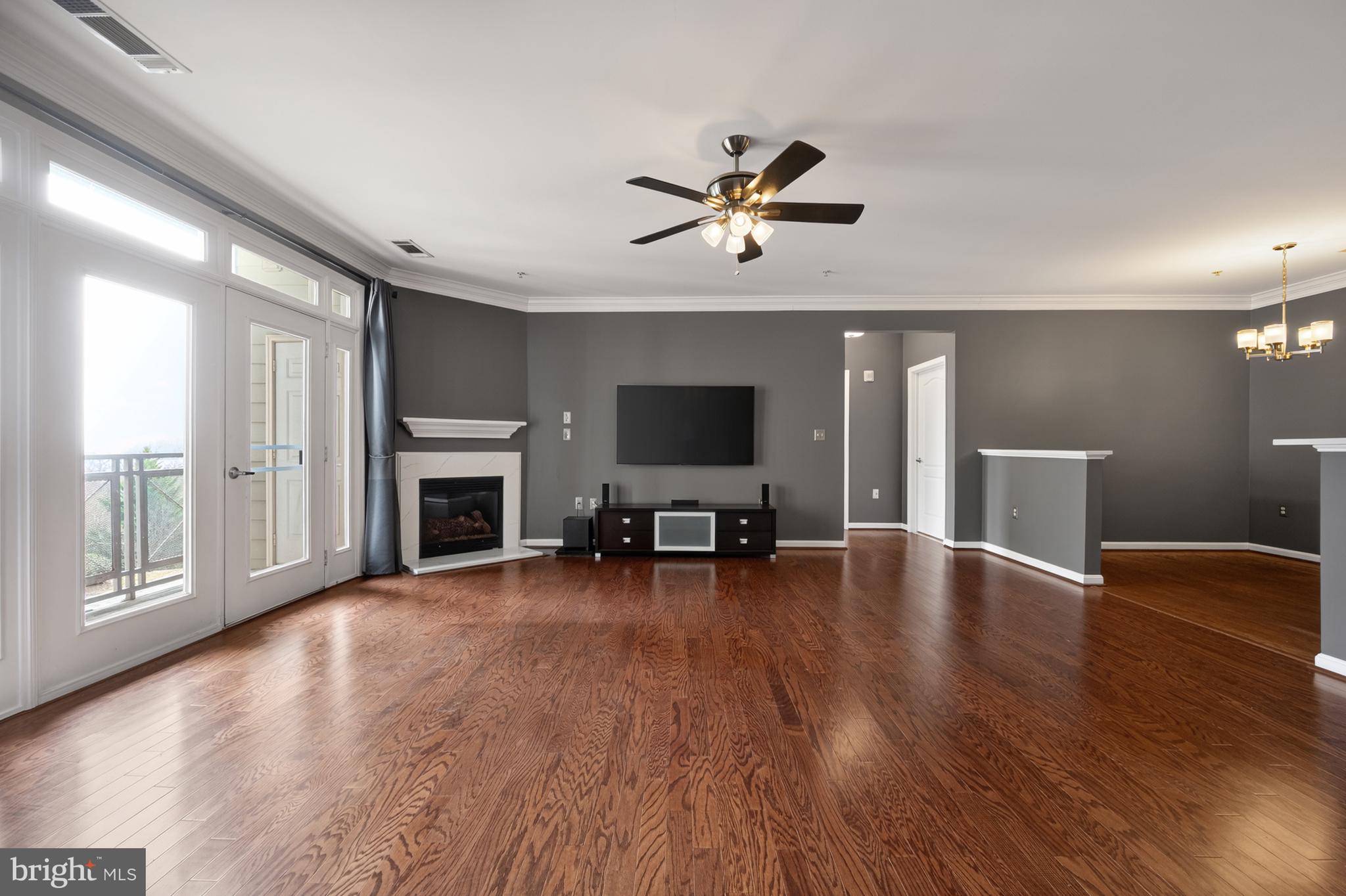 POTOMAC POINTE CONDOMINI - Residential