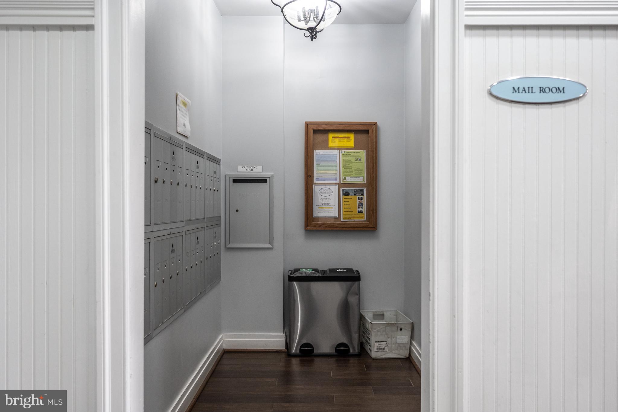 POTOMAC POINTE CONDOMINI - Residential