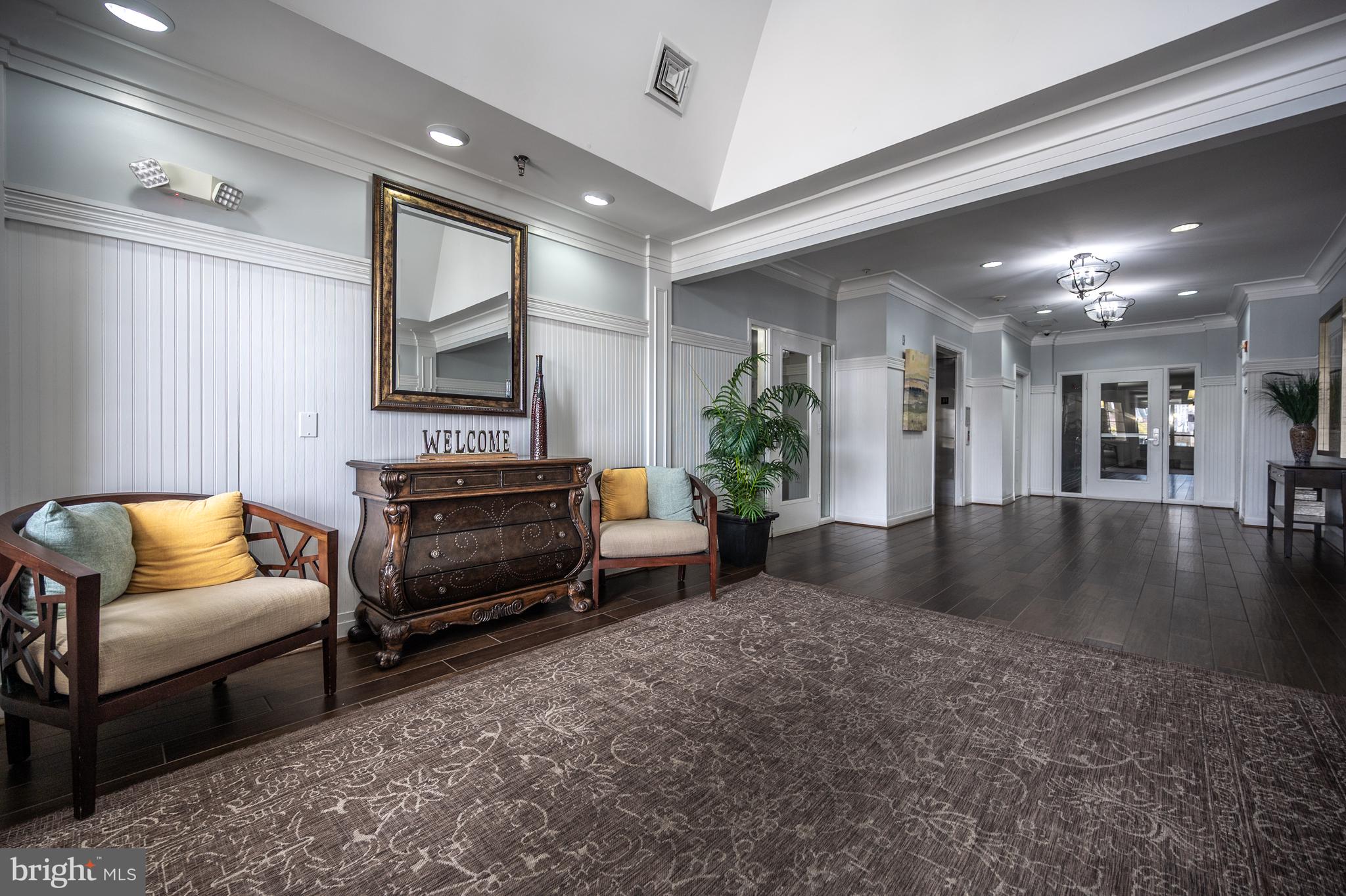 POTOMAC POINTE CONDOMINI - Residential