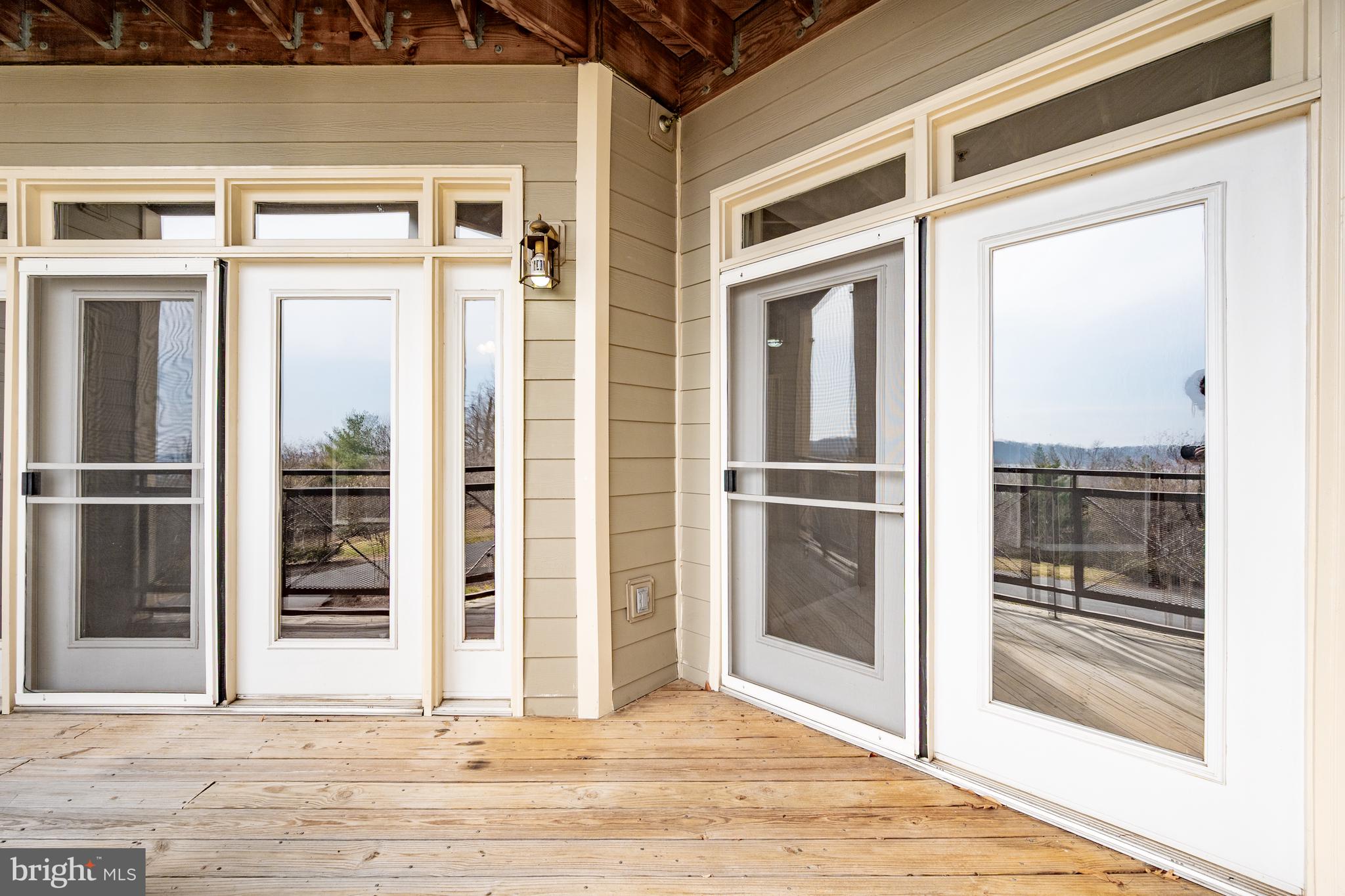 POTOMAC POINTE CONDOMINI - Residential