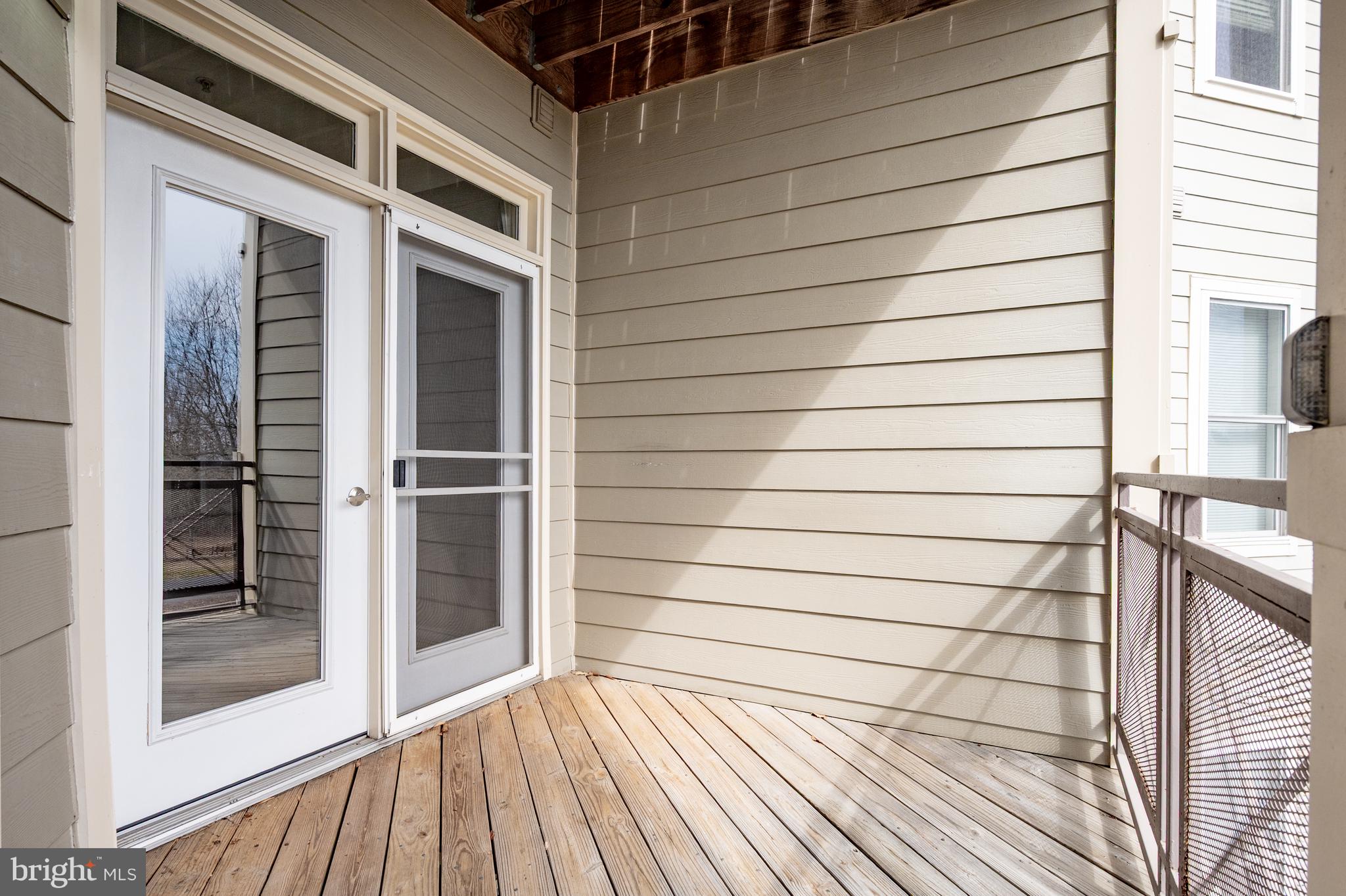 POTOMAC POINTE CONDOMINI - Residential