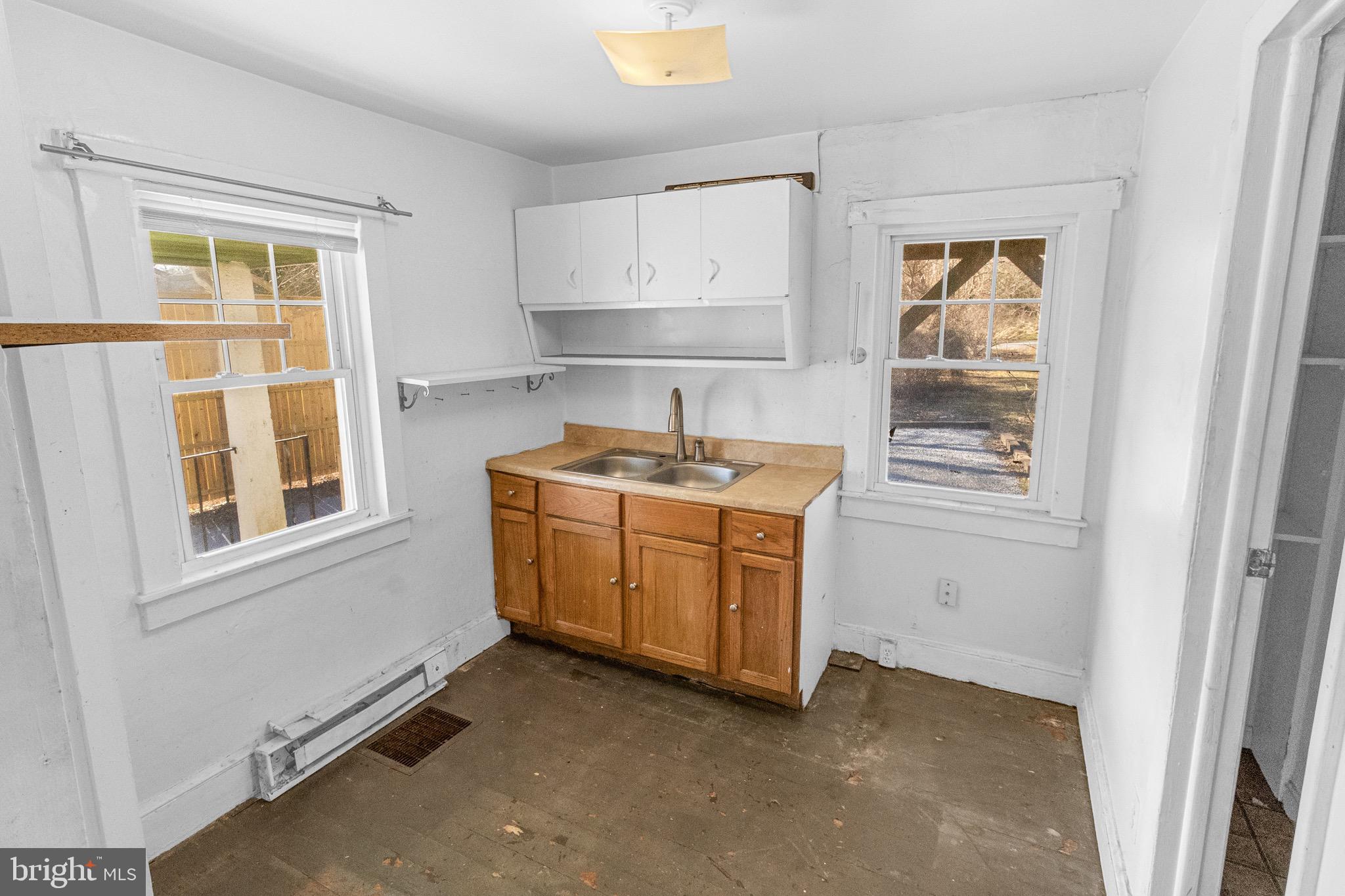 BAKERTON - Residential