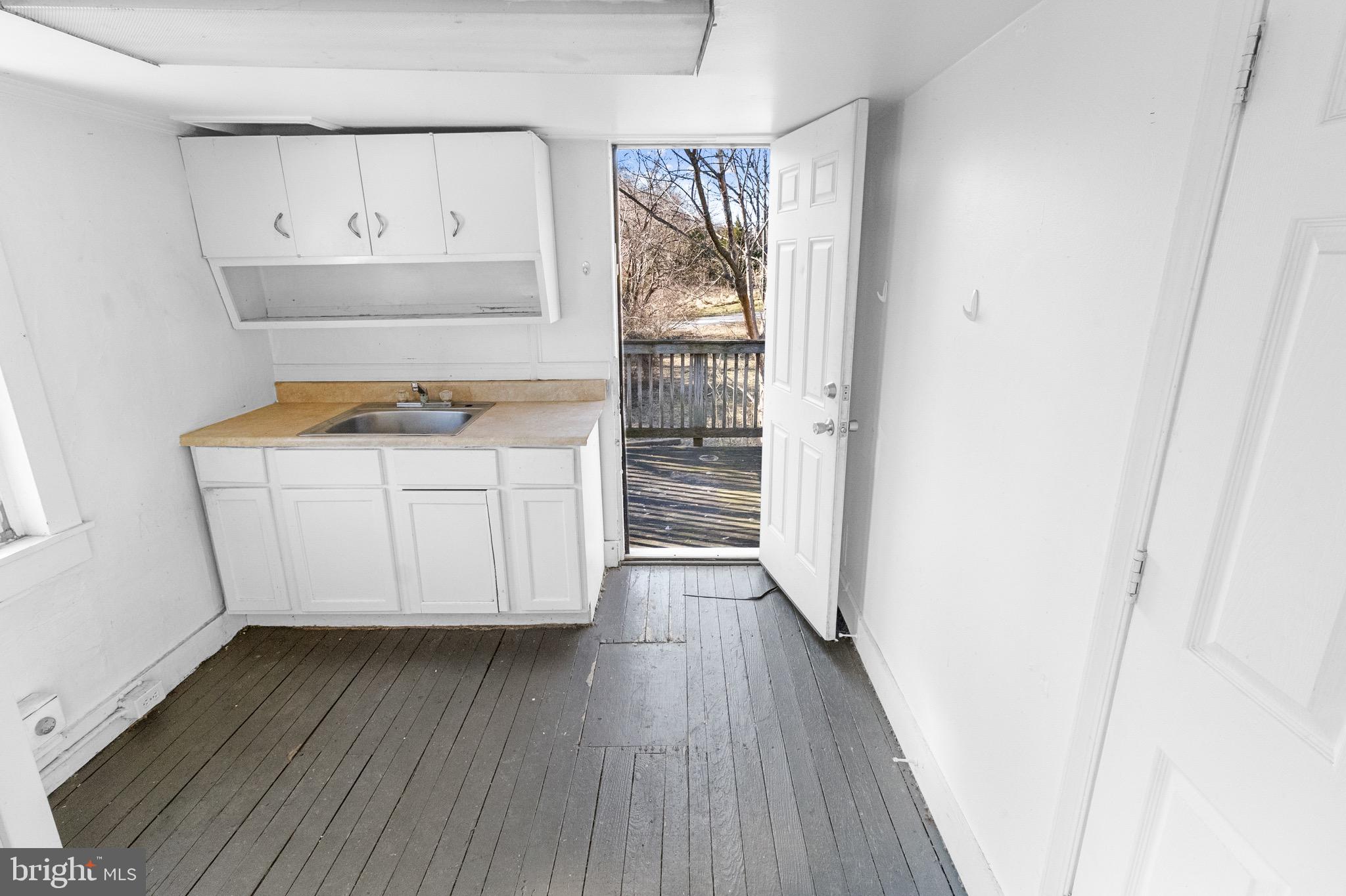 BAKERTON - Residential