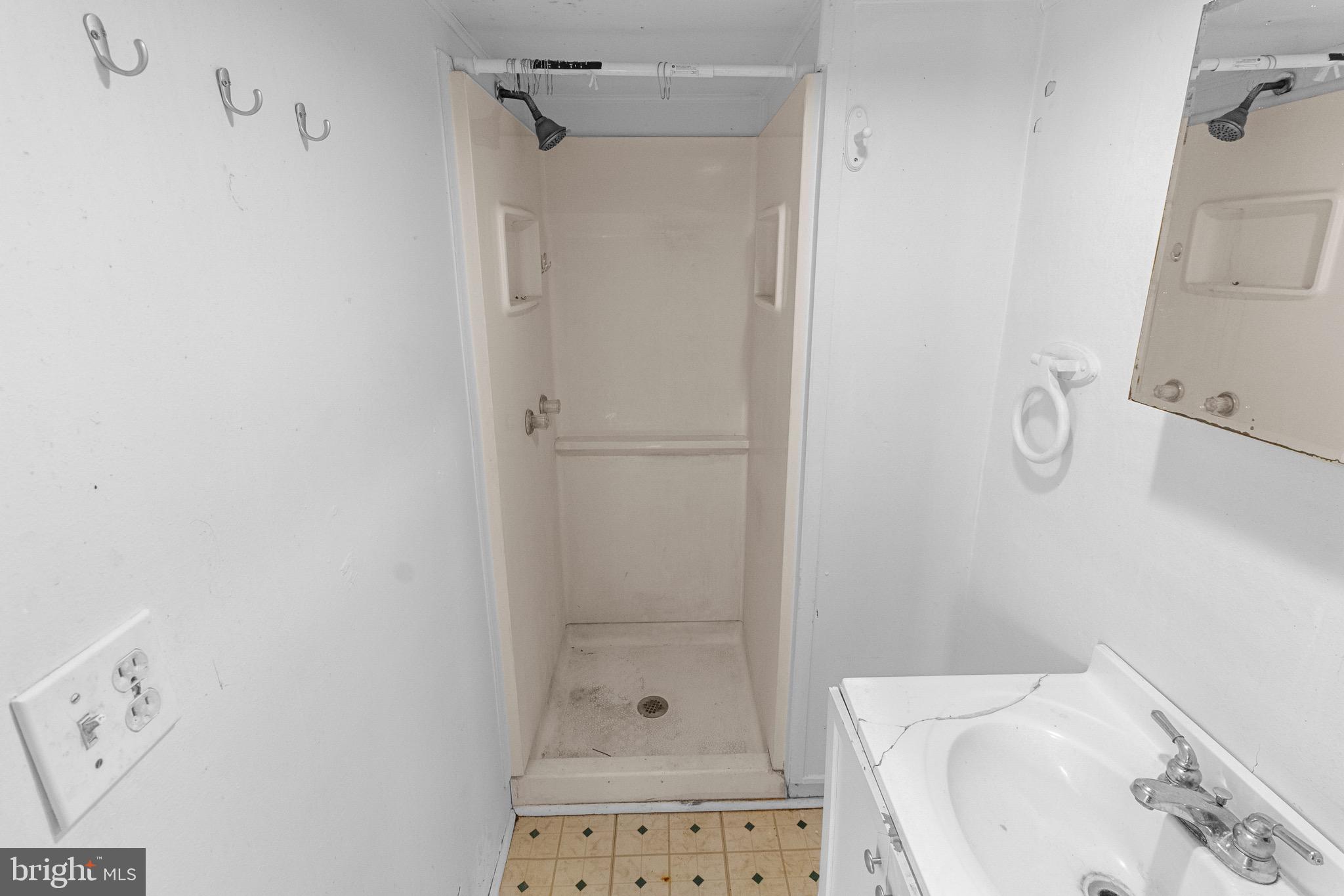 BAKERTON - Residential