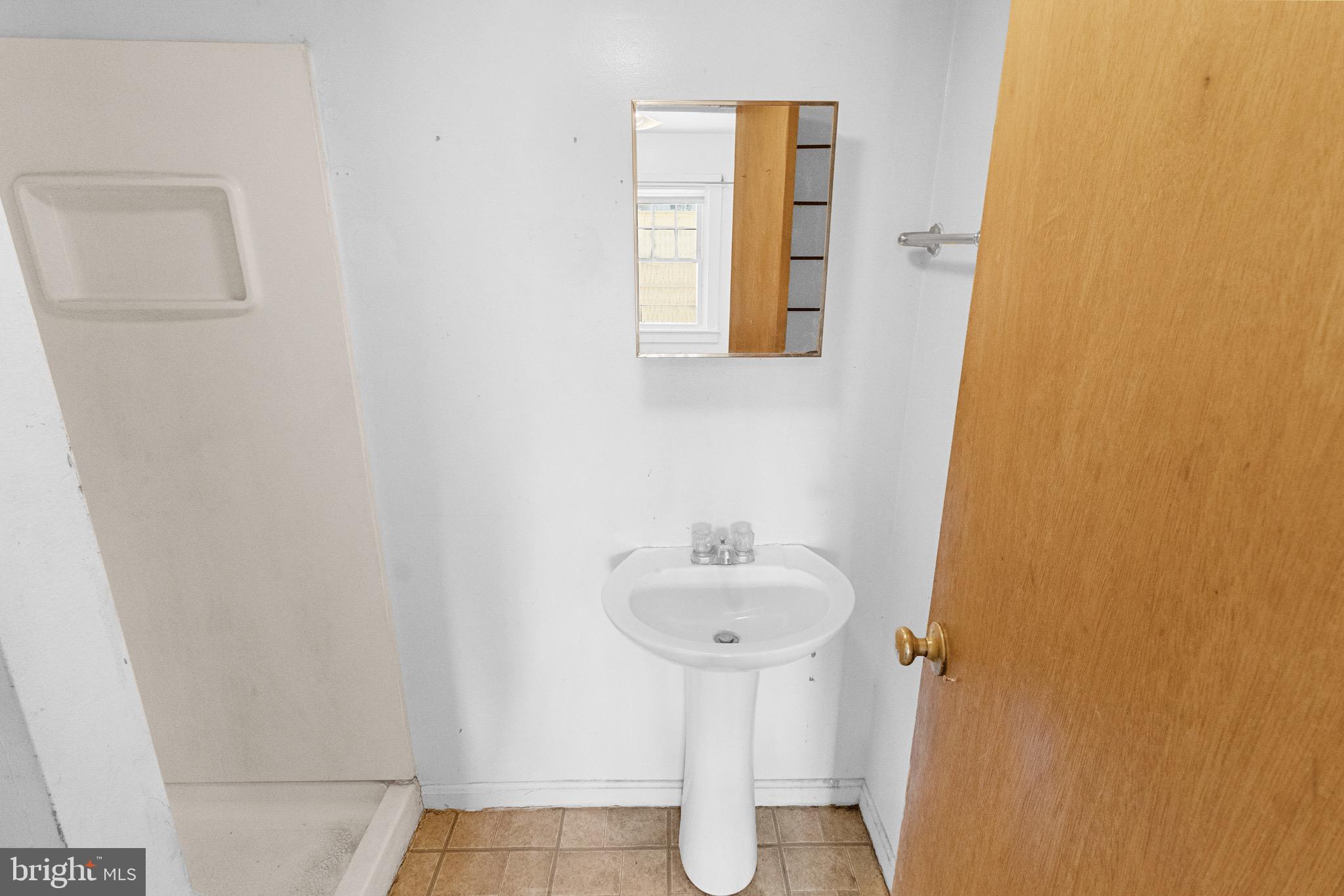 BAKERTON - Residential