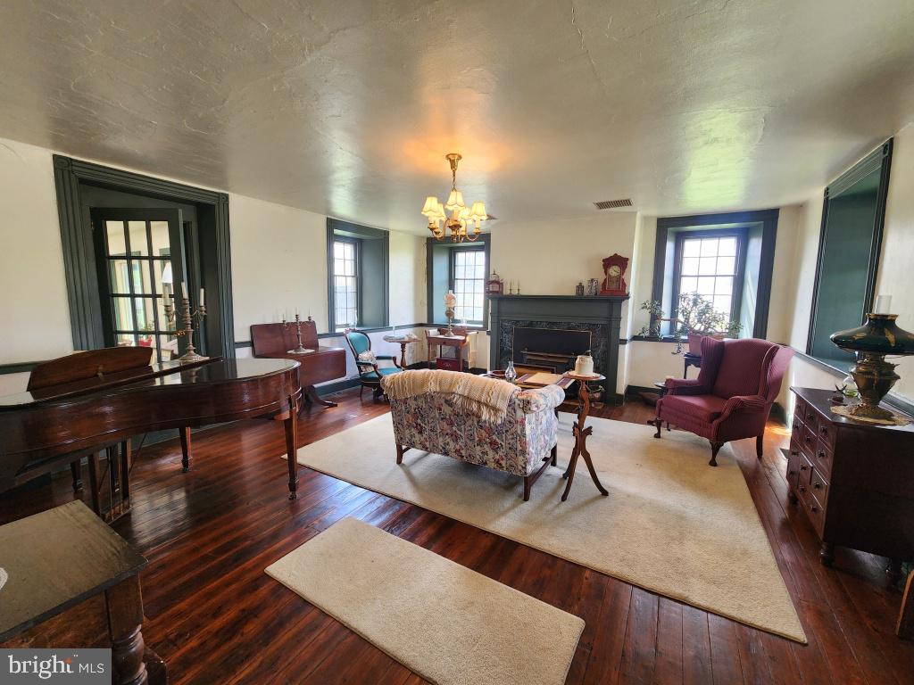 PARADISE TWP - Residential