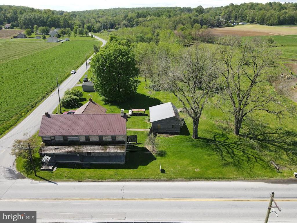 Photo of 736 Strasburg Road, PARADISE, PA 17562 (MLS # PALA2087852)