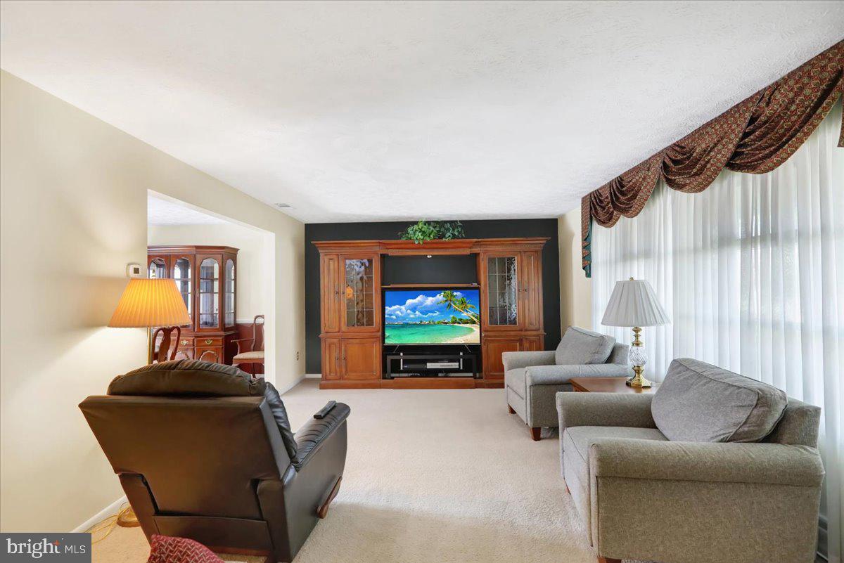 1649 SHERWOOD ROAD