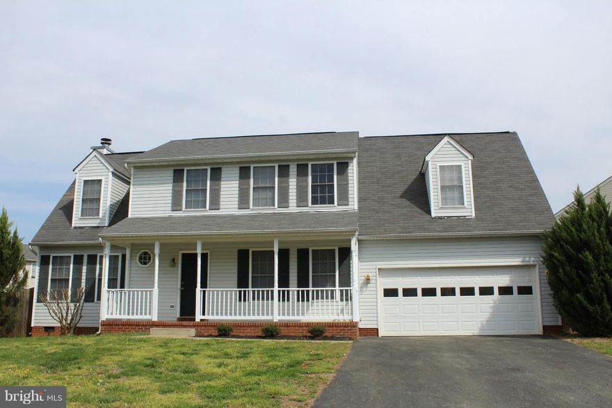 Lovely 4Br, 2.5 Ba, Single family home near the heart of Fredericksburg & VRE.  Professionally cleaned, painted and ready for move in.  Fully fenced yard & 2 car garage.