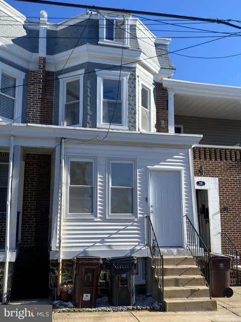 Townhouse For Sale - 17 W 29th Street<br/> WILMINGTON, DE 19802
