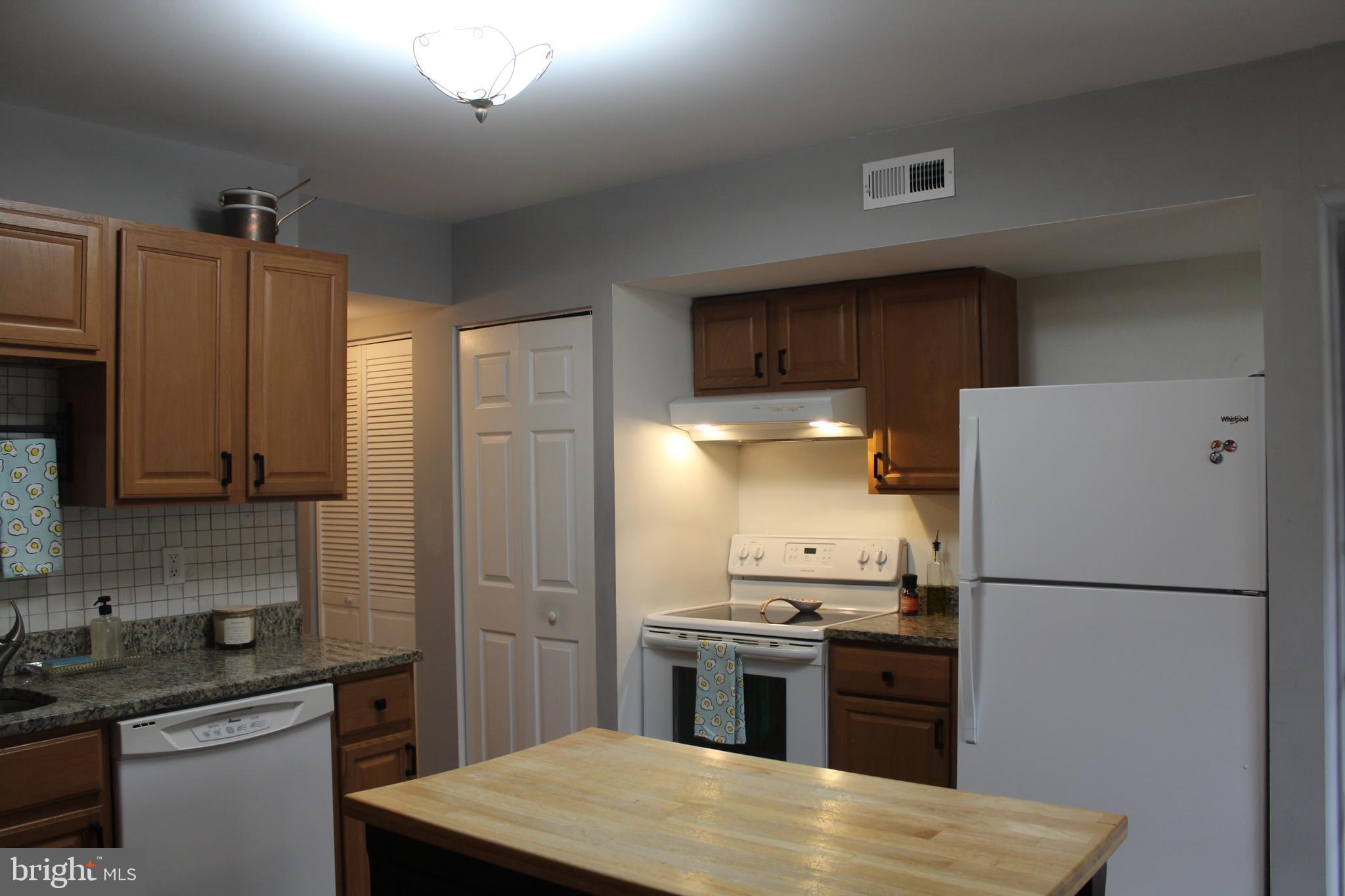 HAWTHORNE VILLAGE - Residential