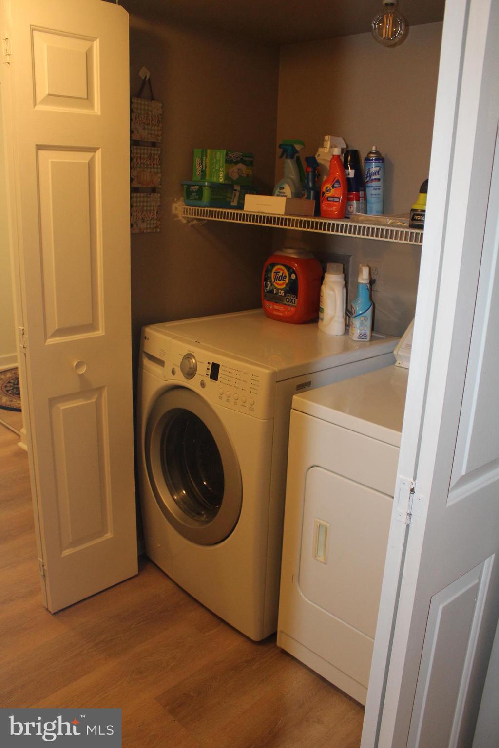 HAWTHORNE VILLAGE - Residential