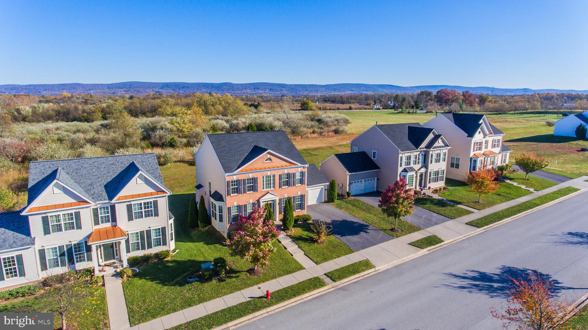 HUNTFIELD - Residential