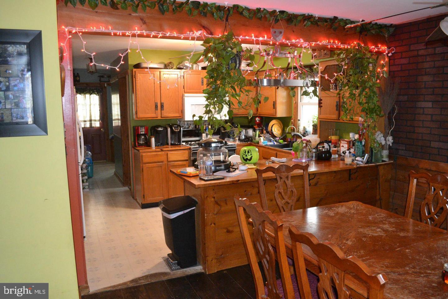 OAKWOOD LAKE ESTATES - Residential