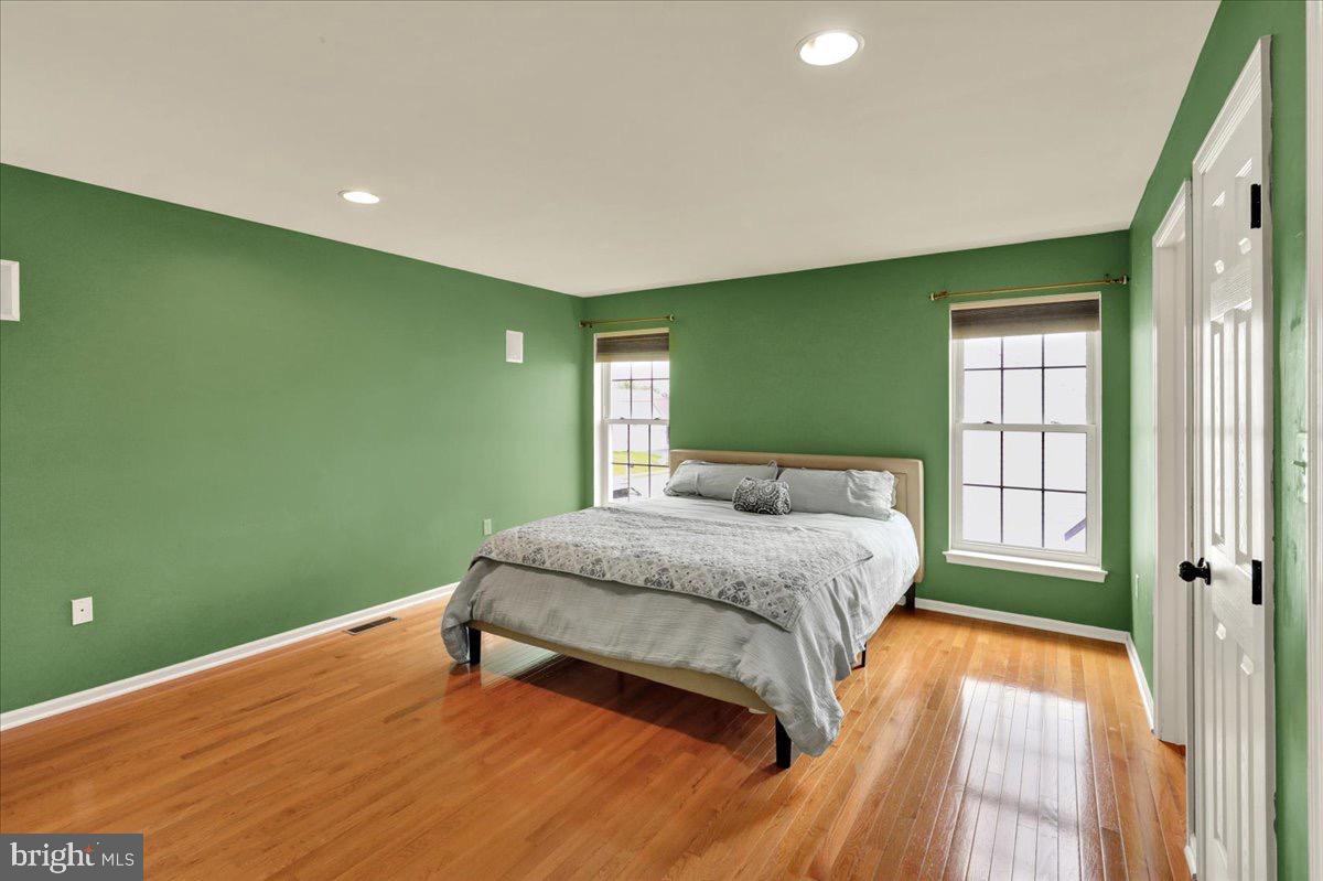 LINCOLNS MEADOW - Residential