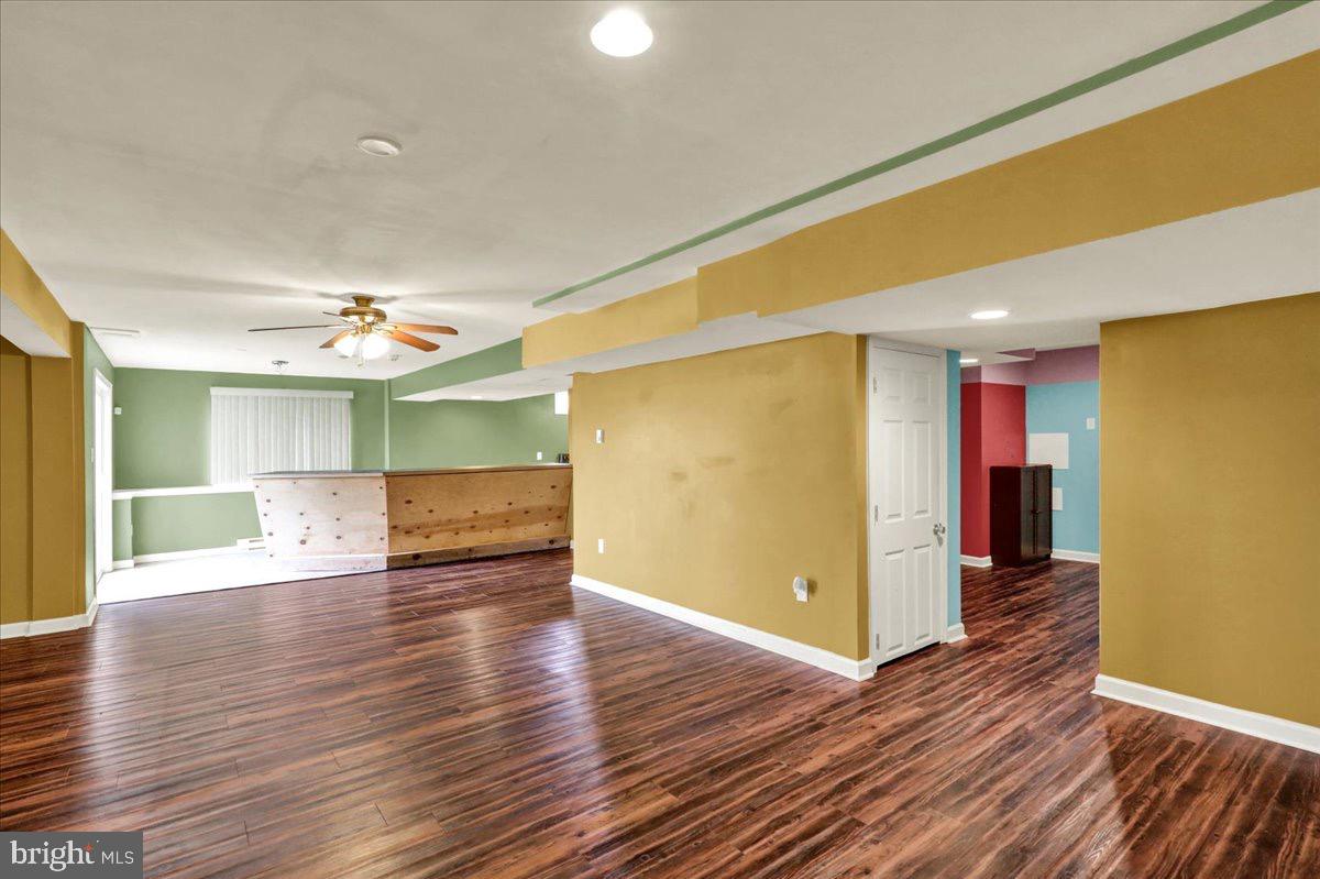 LINCOLNS MEADOW - Residential