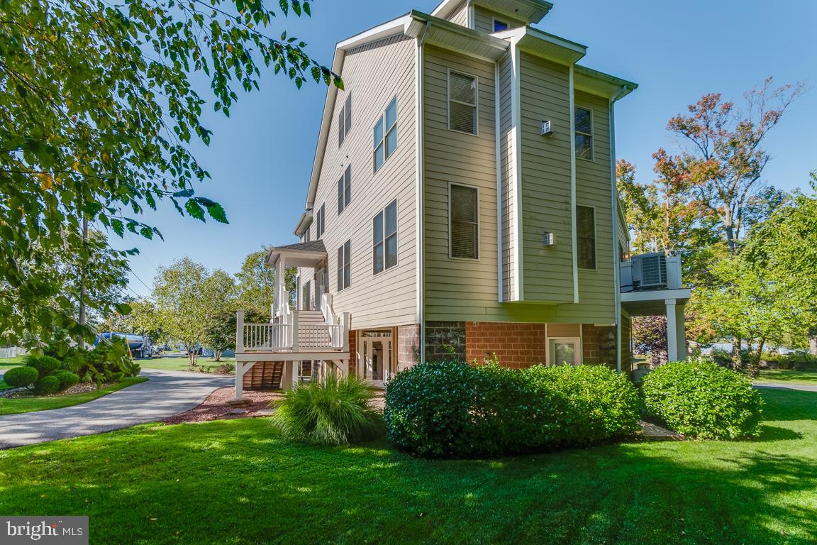 LONG BEACH ESTATES - Residential