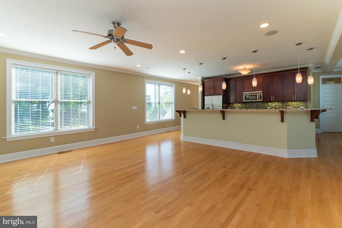 LONG BEACH ESTATES - Residential