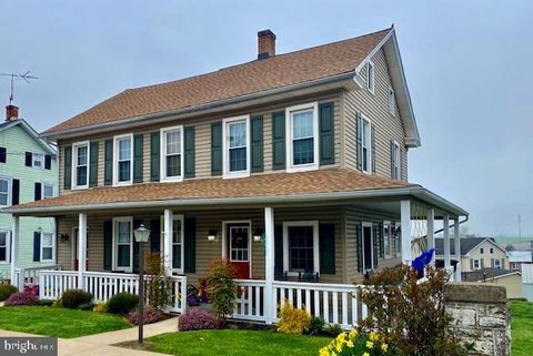 Photo of 851 NEWPORT AVE, GAP, PA 17527 (MLS # PALA2032726)