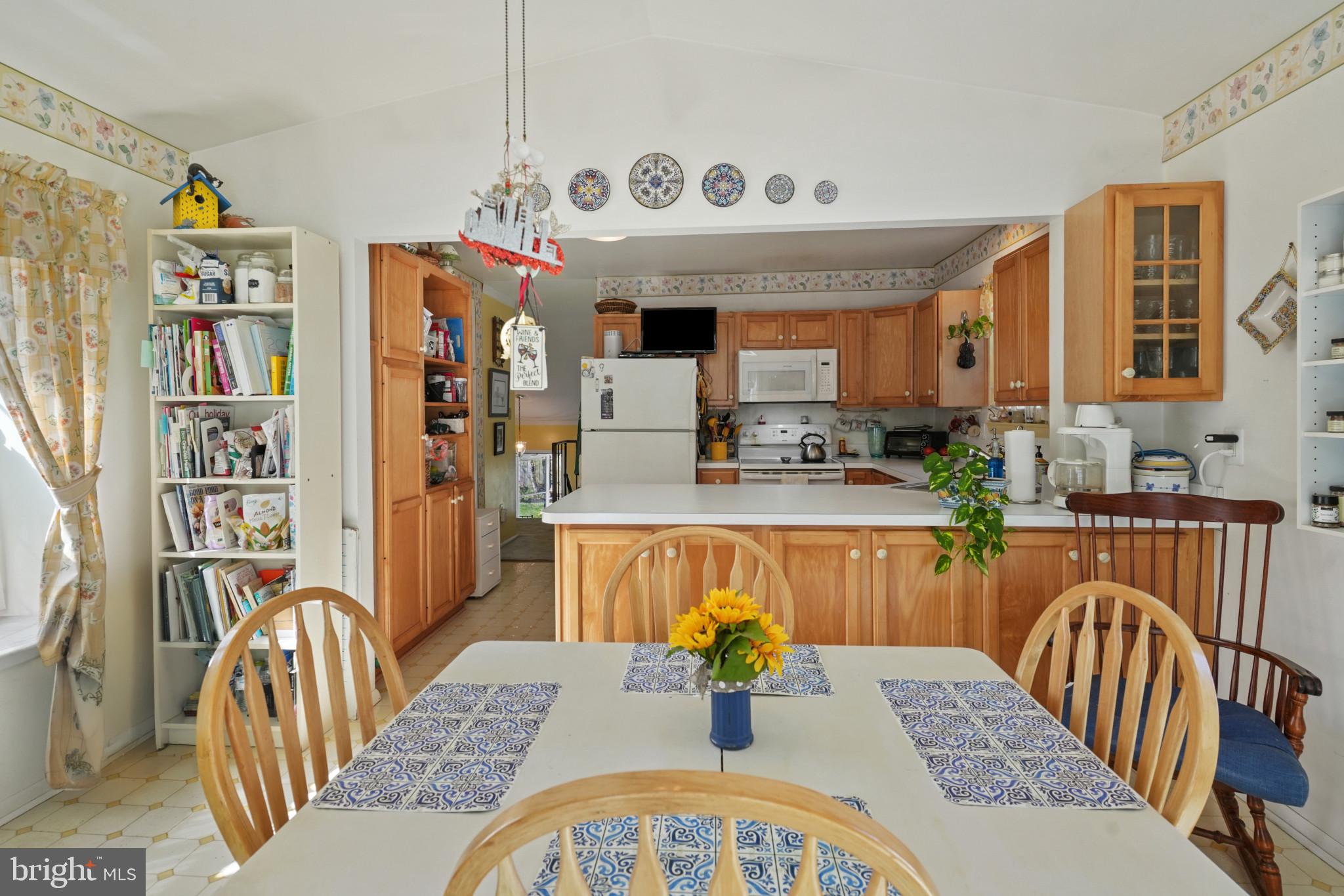 BAY COUNTRY - Residential