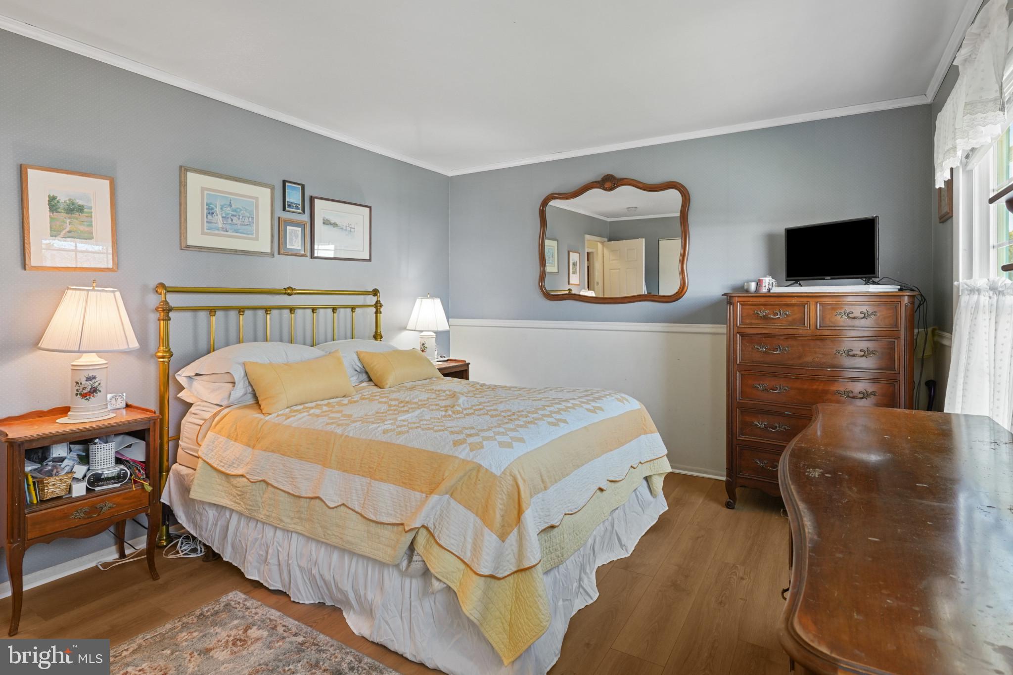 BAY COUNTRY - Residential