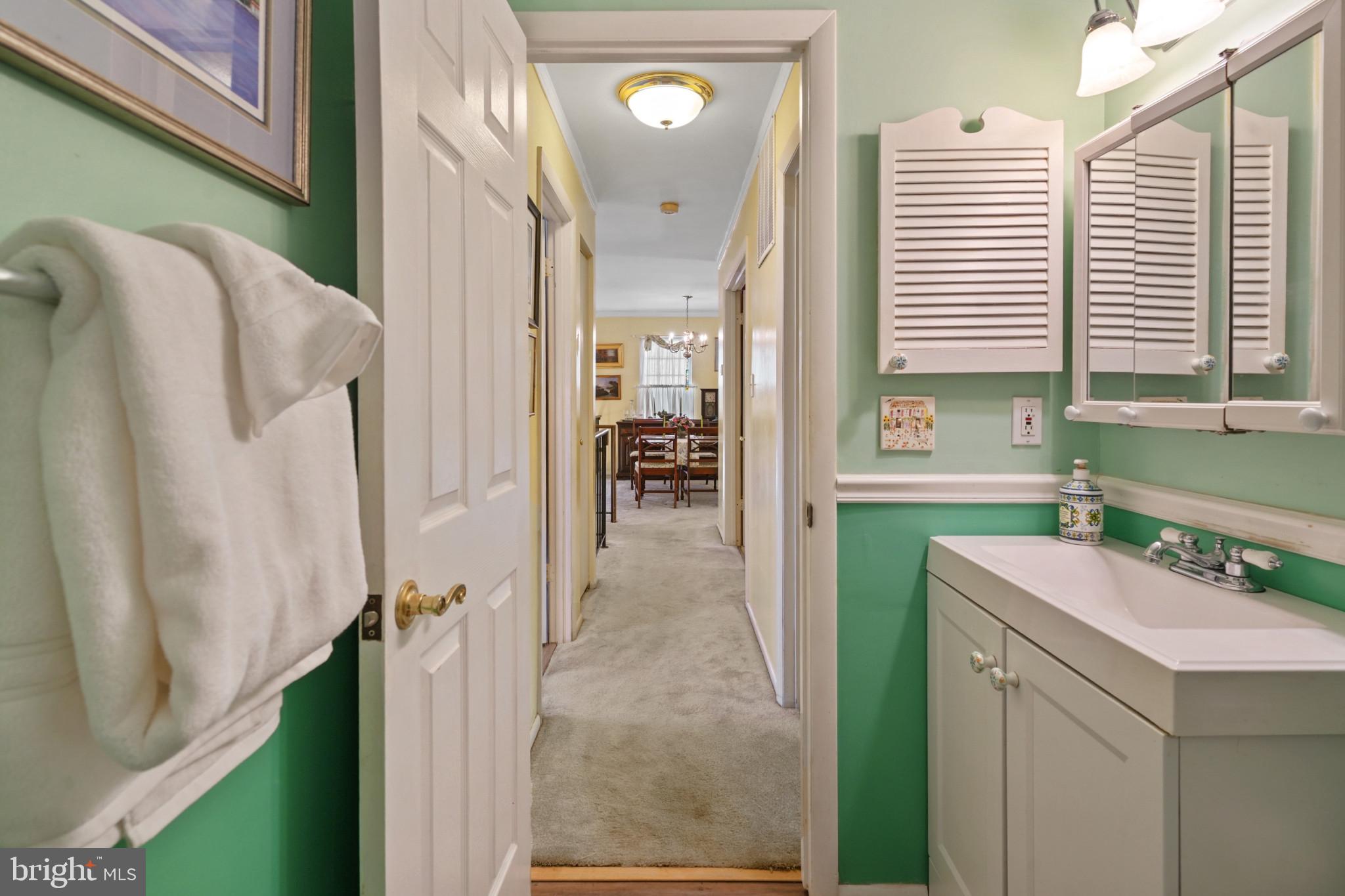 BAY COUNTRY - Residential