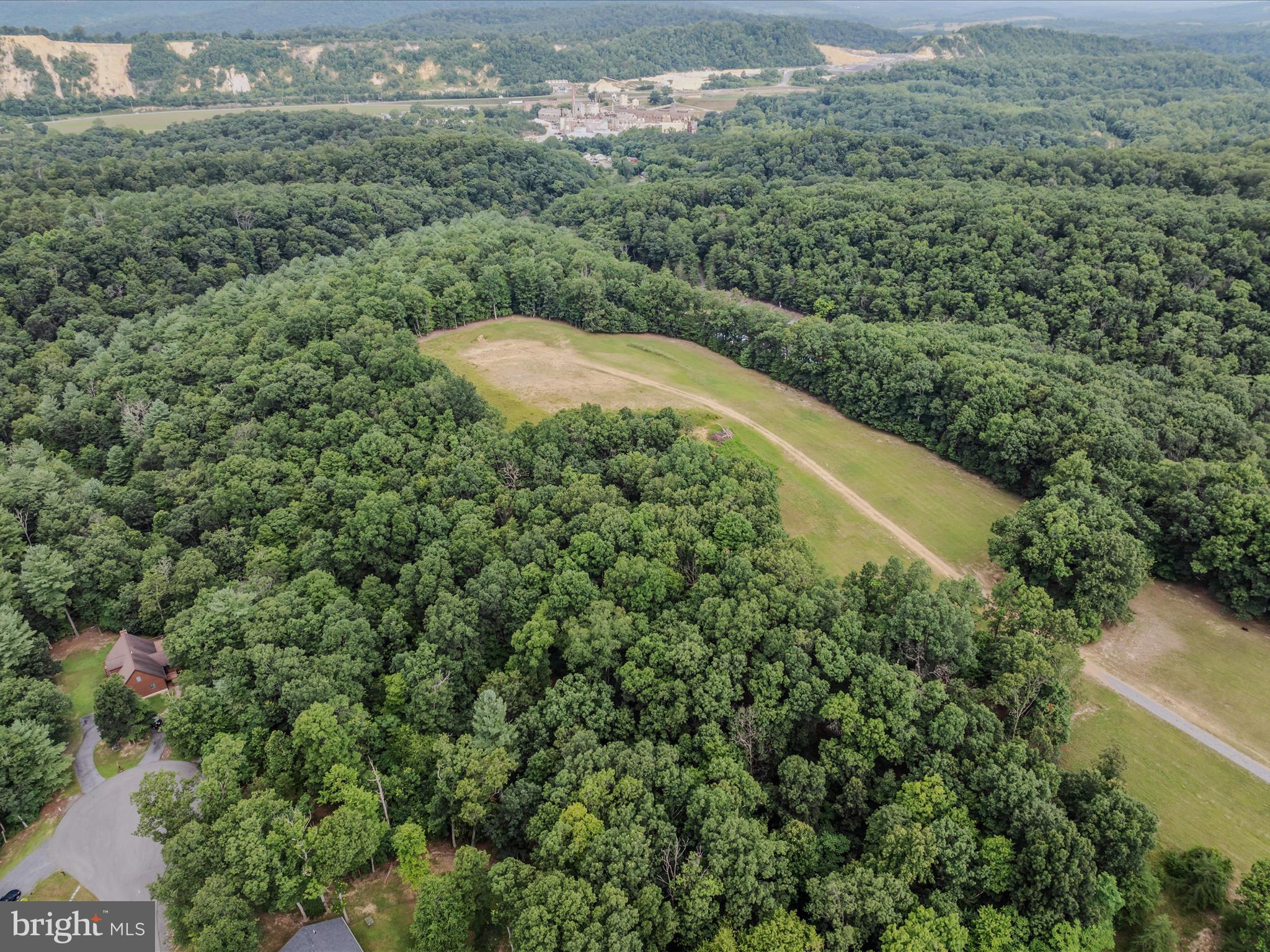 FAIRVIEW OAKS - Land