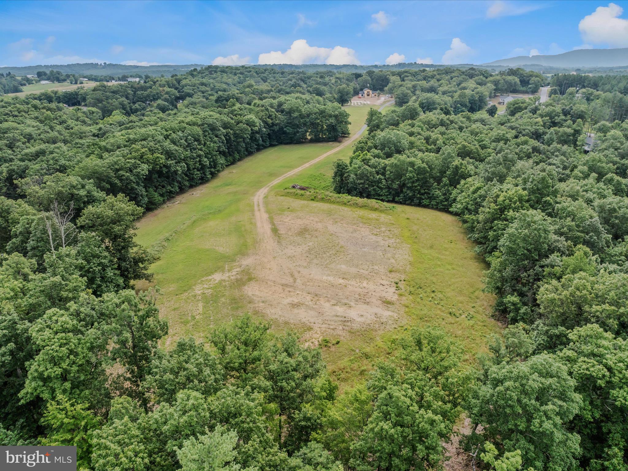 FAIRVIEW OAKS - Land