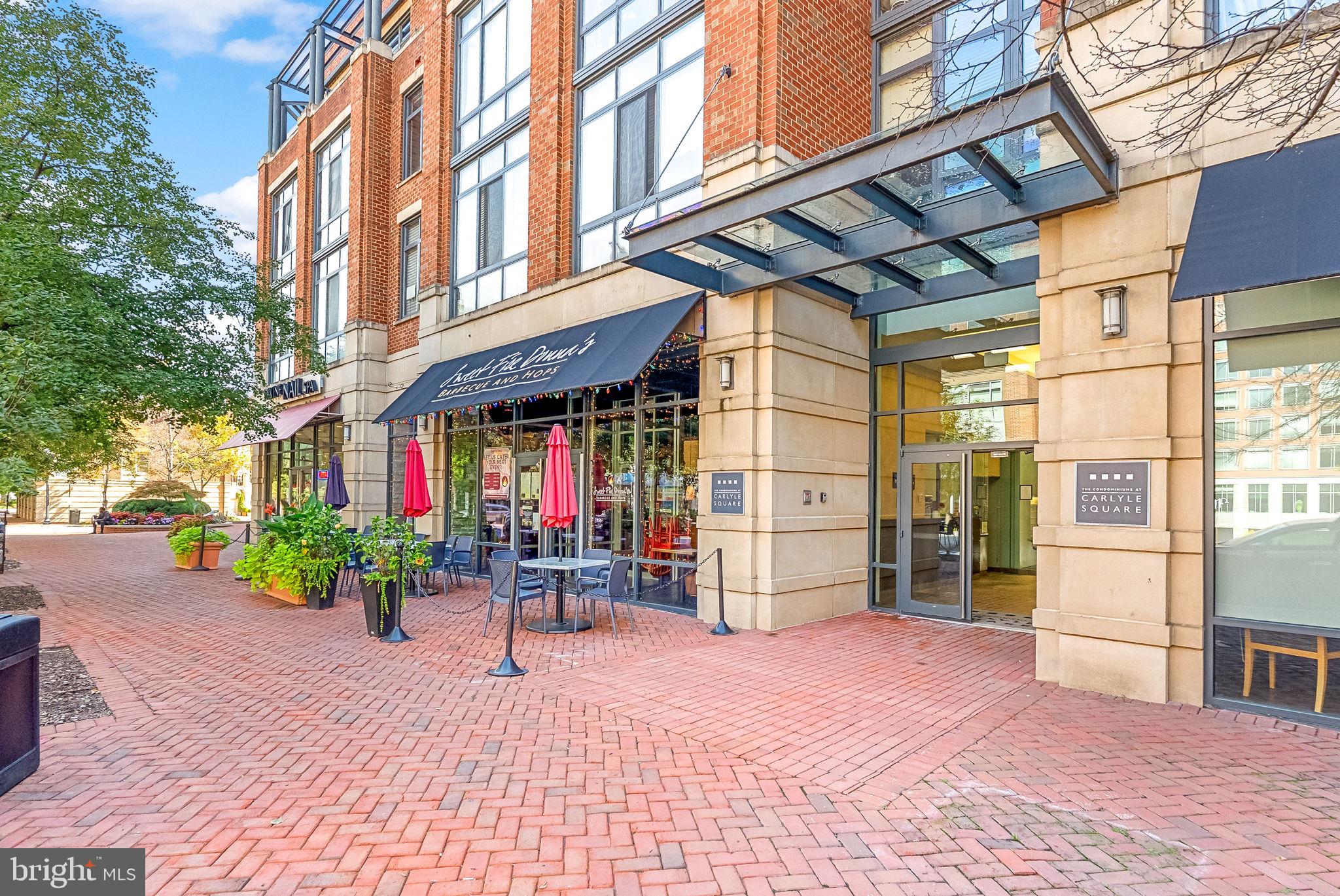 520 JOHN CARLYLE STREET 422