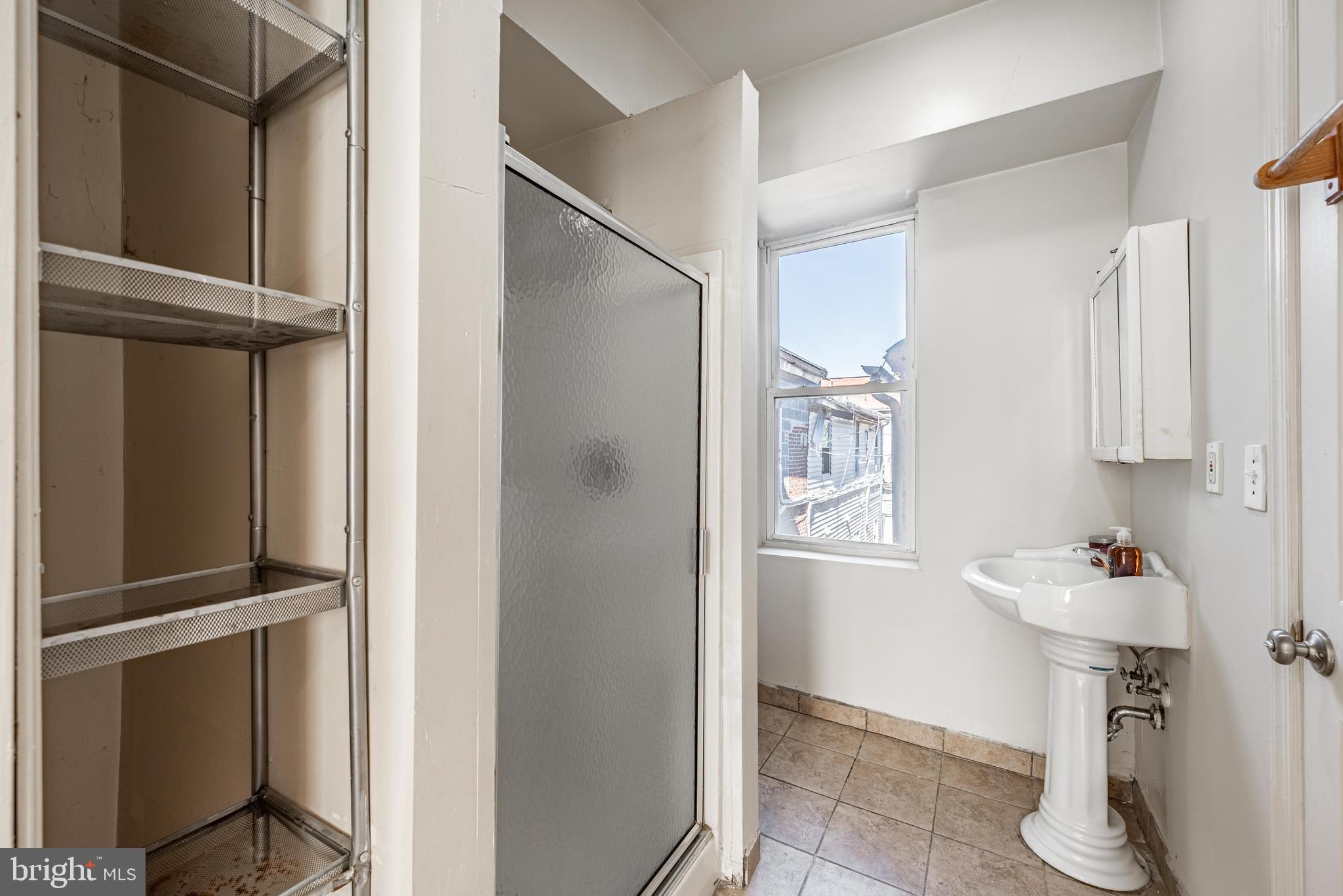 WASHINGTON HILL - Residential Lease