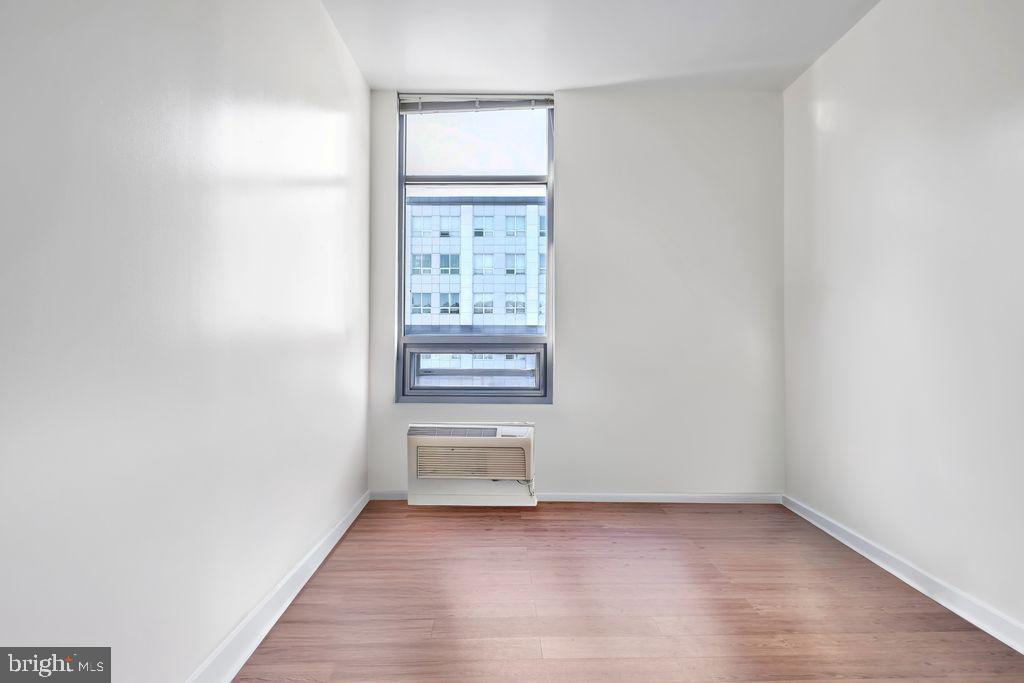 CHINATOWN - Residential