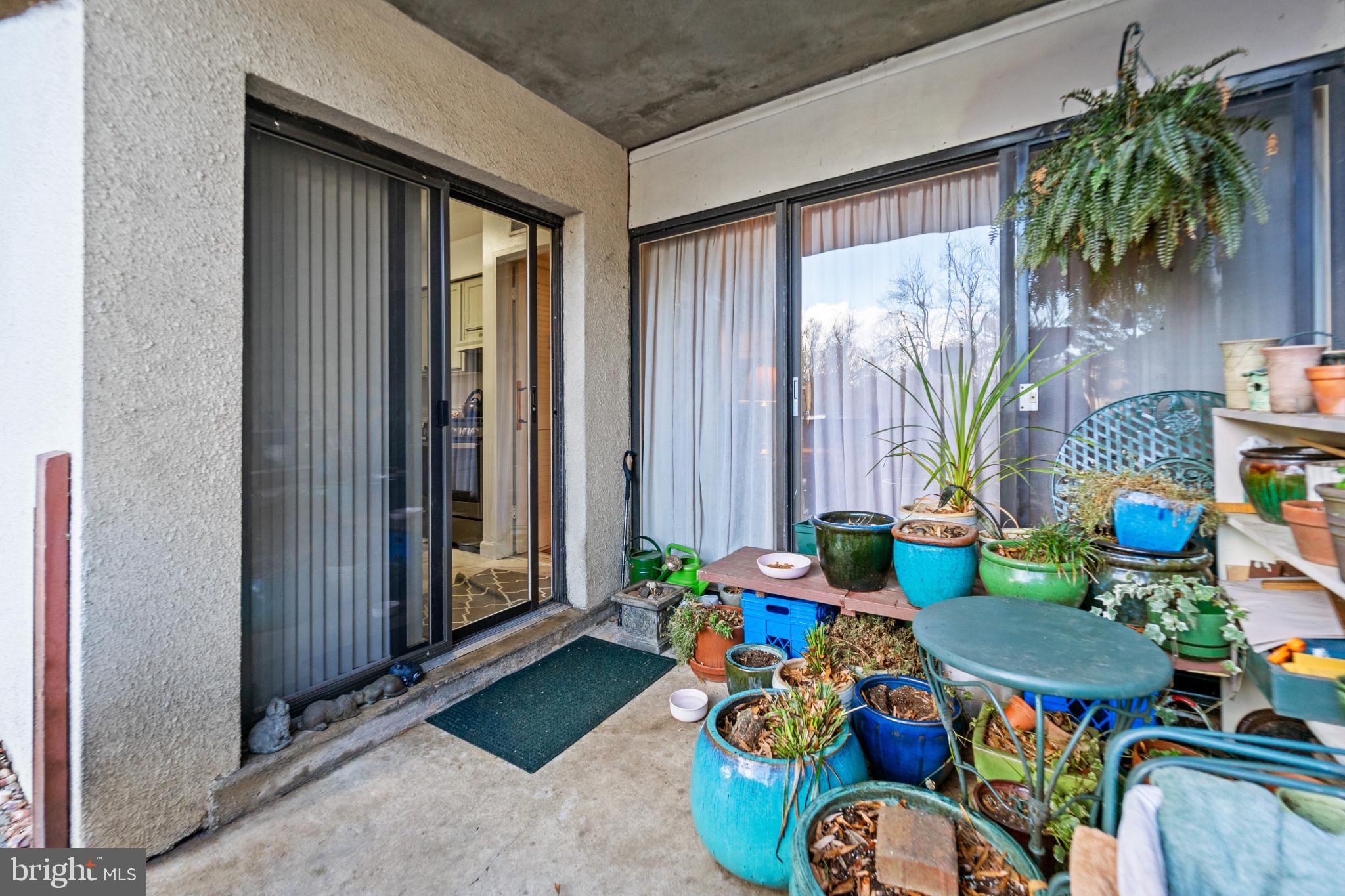 OAKLAND MILLS - Residential