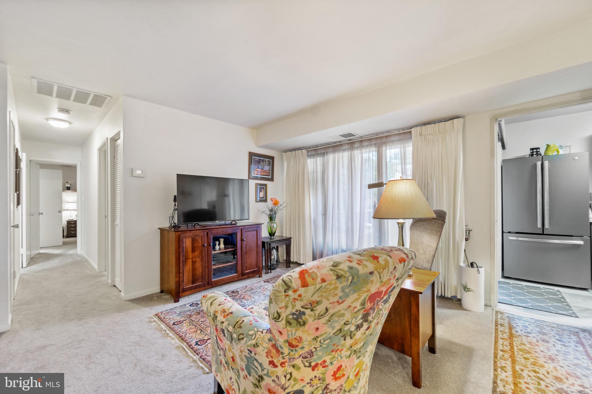 OAKLAND MILLS - Residential