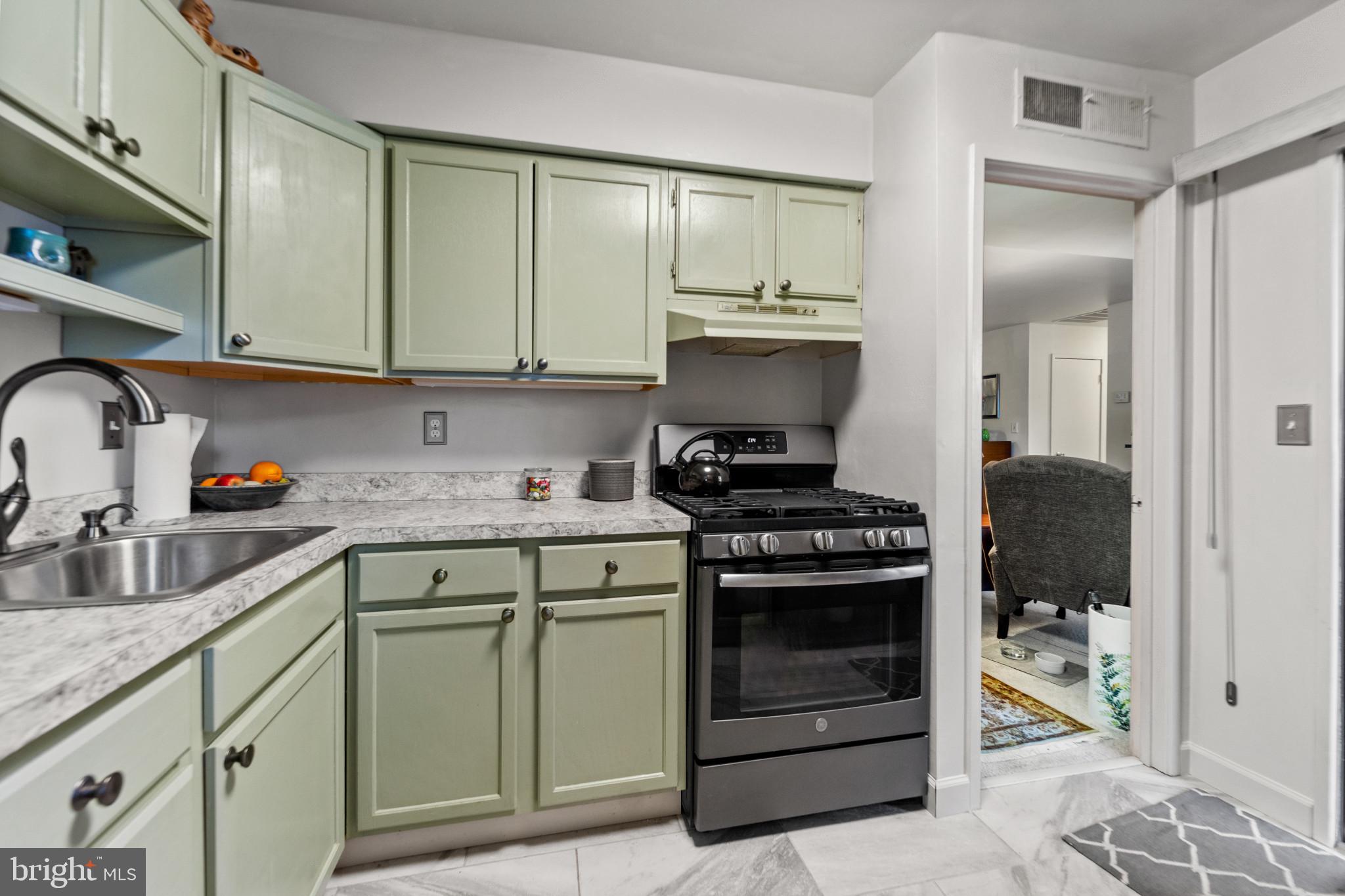 OAKLAND MILLS - Residential