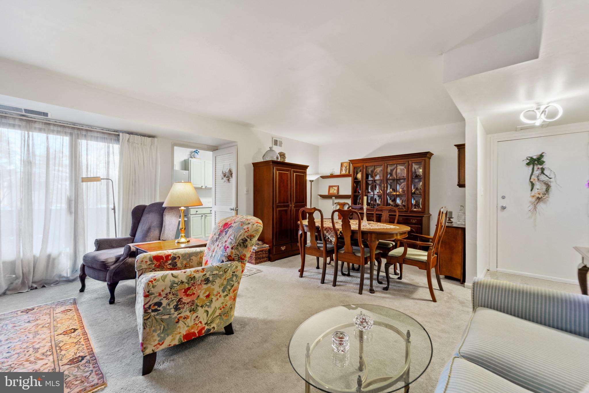 OAKLAND MILLS - Residential