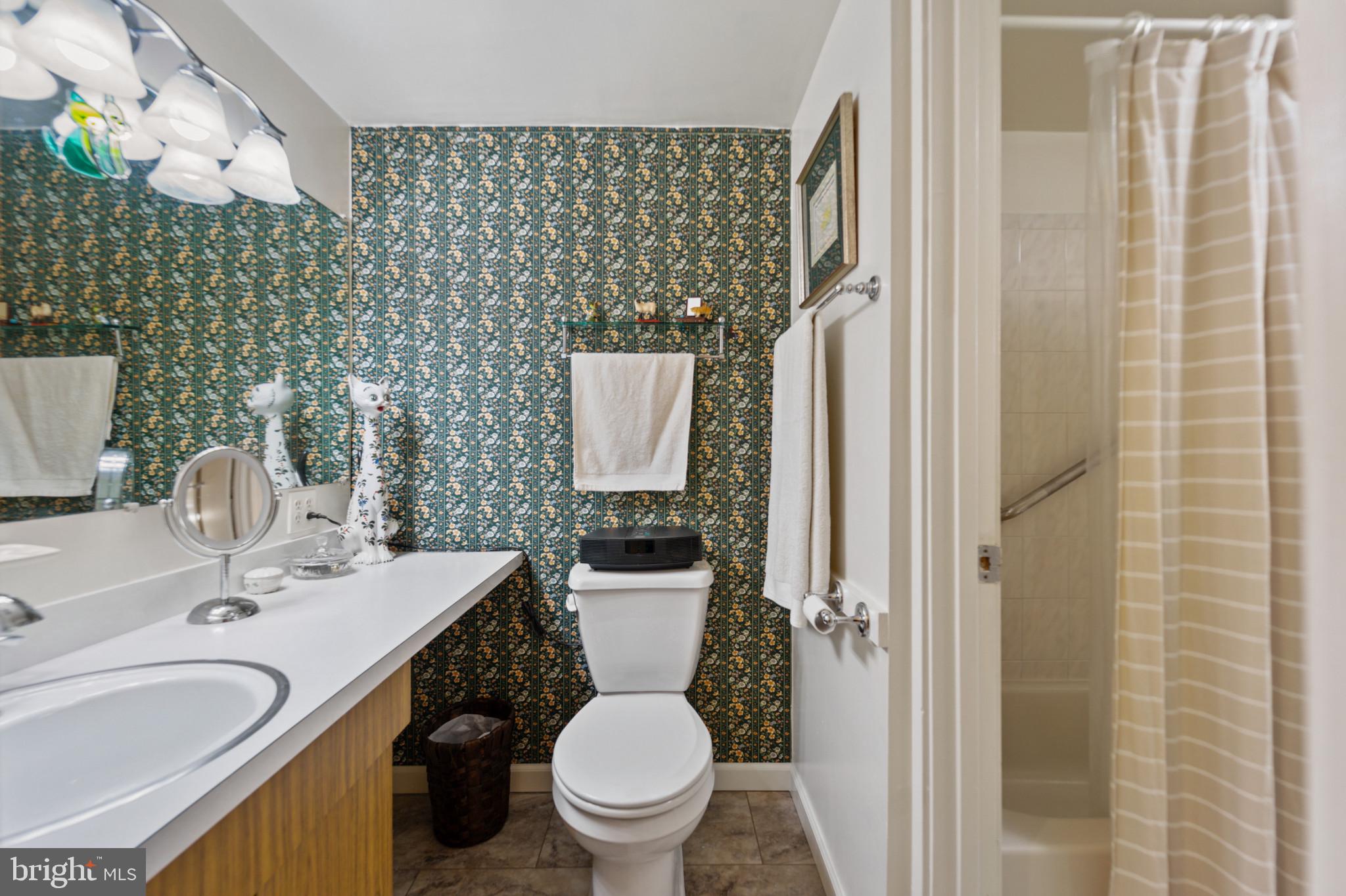 OAKLAND MILLS - Residential