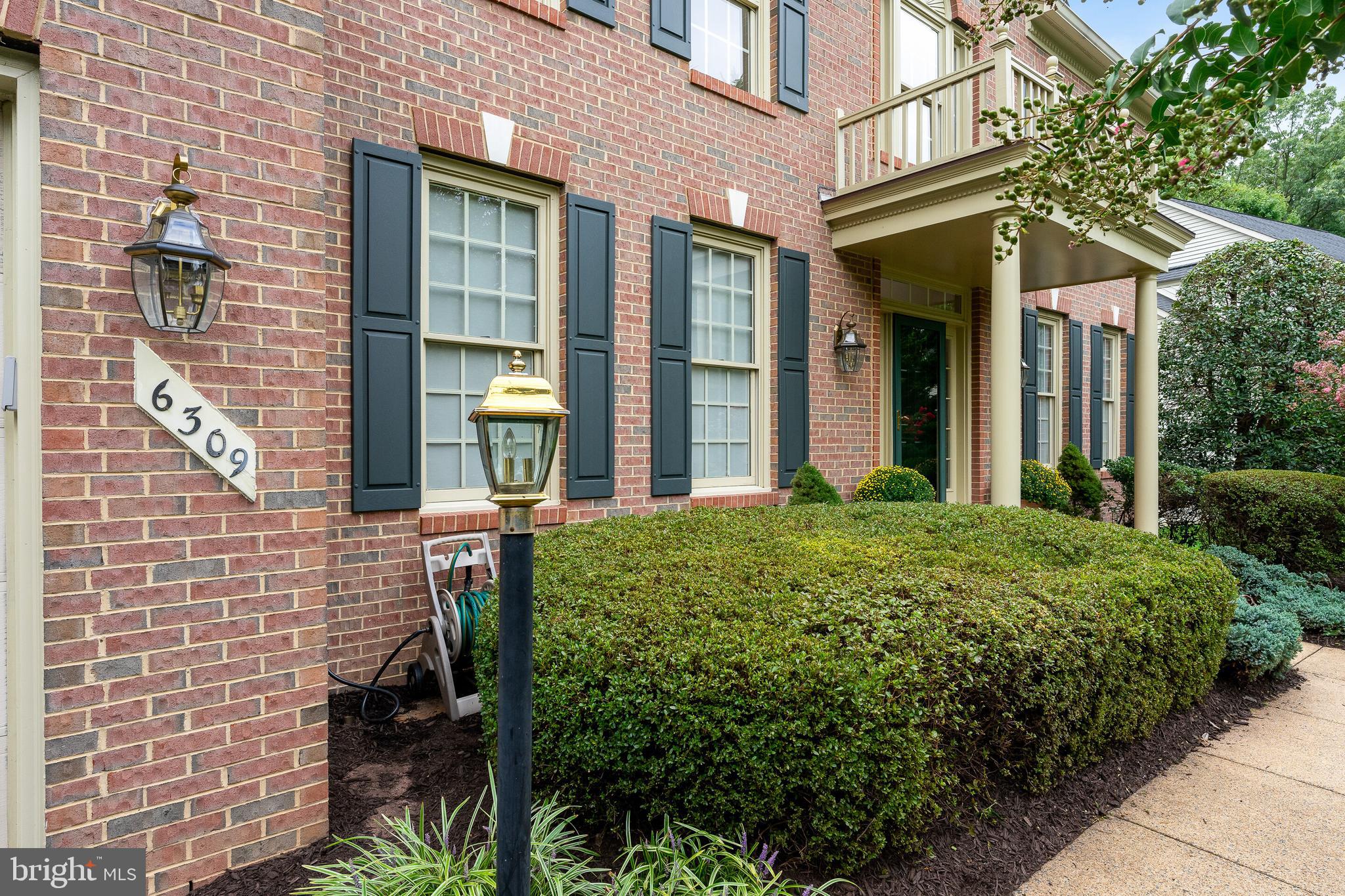 CARDINAL HILL - Residential