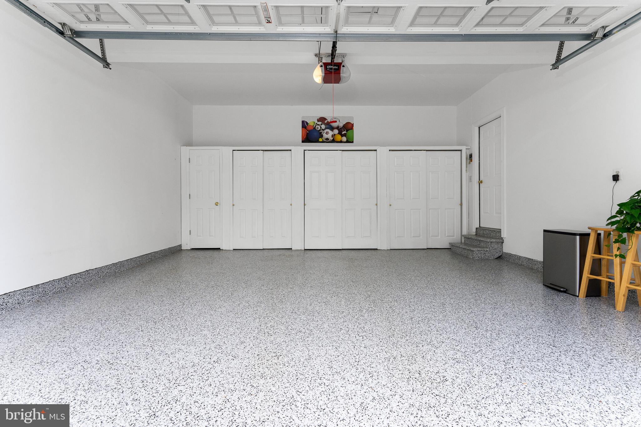 CARDINAL HILL - Residential